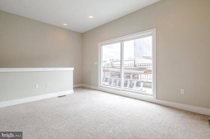 GRADUATE HOSPITAL - Residential Lease