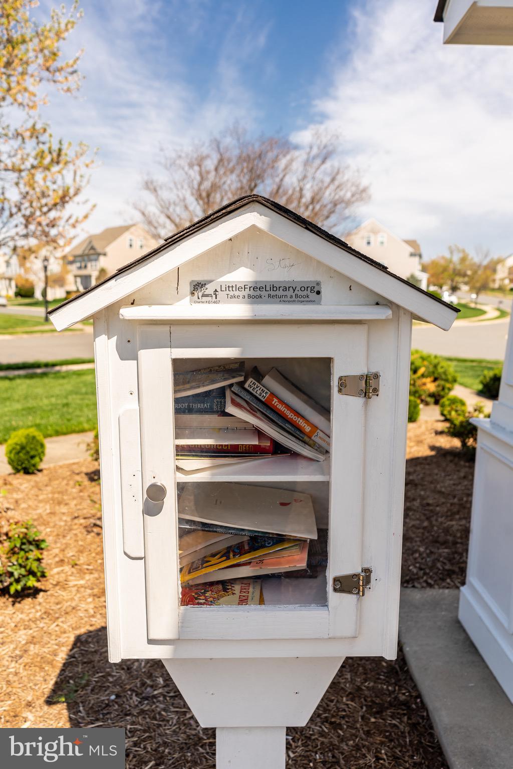 HOPE HILL CROSSING - Residential