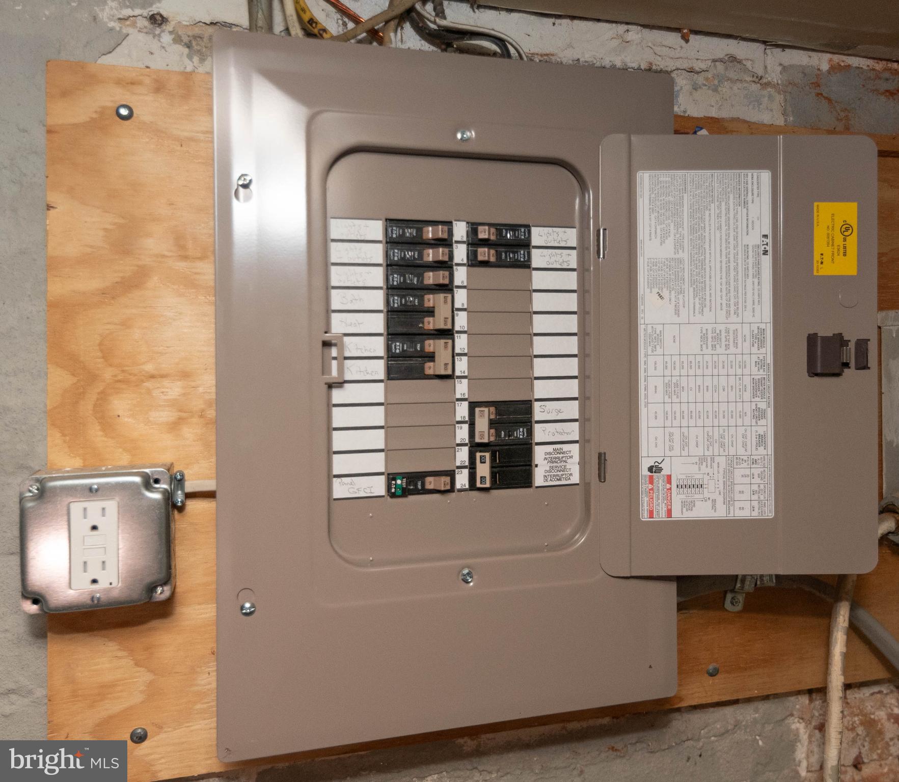 WASHINGTON VILLAGE - Residential