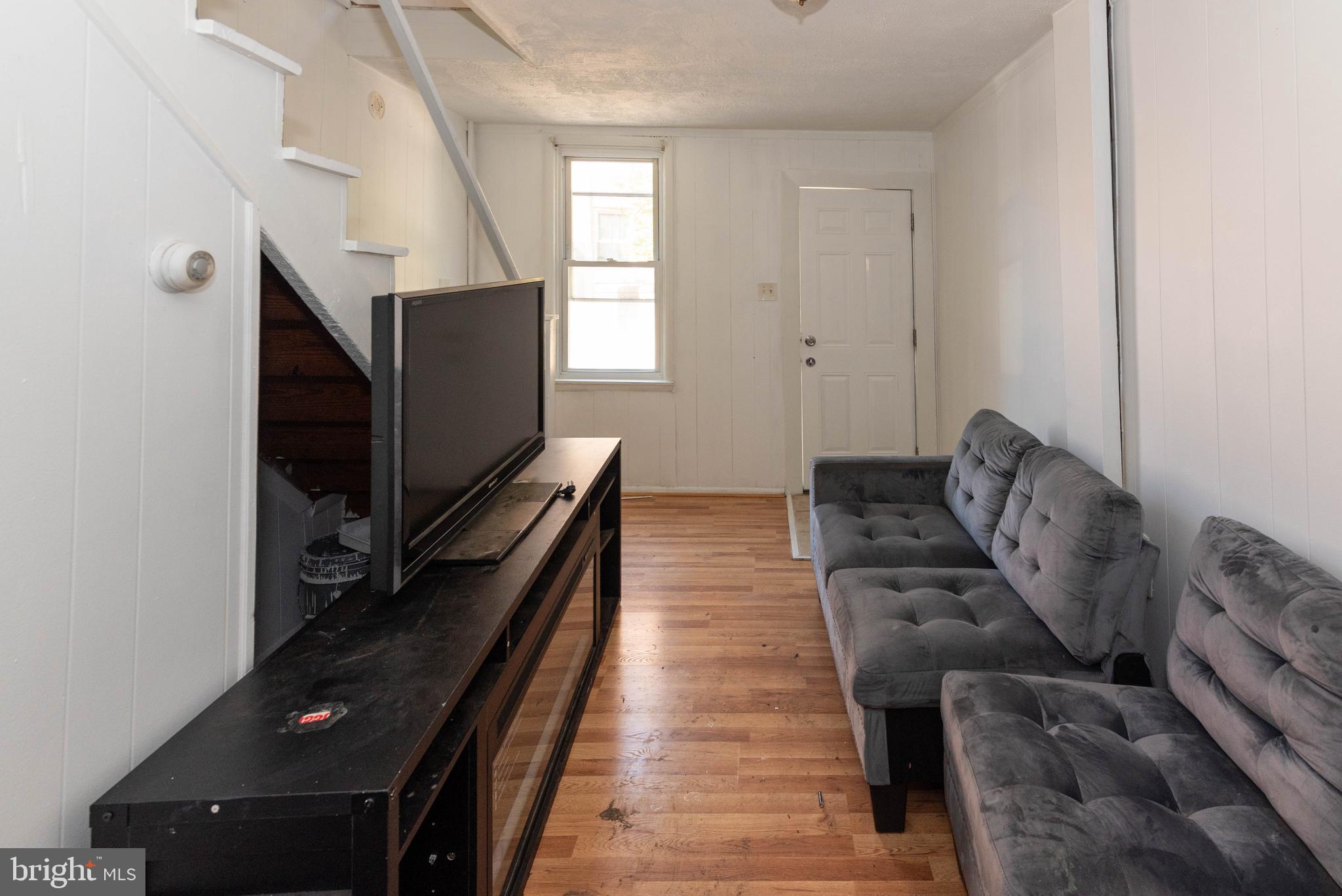 WASHINGTON VILLAGE - Residential