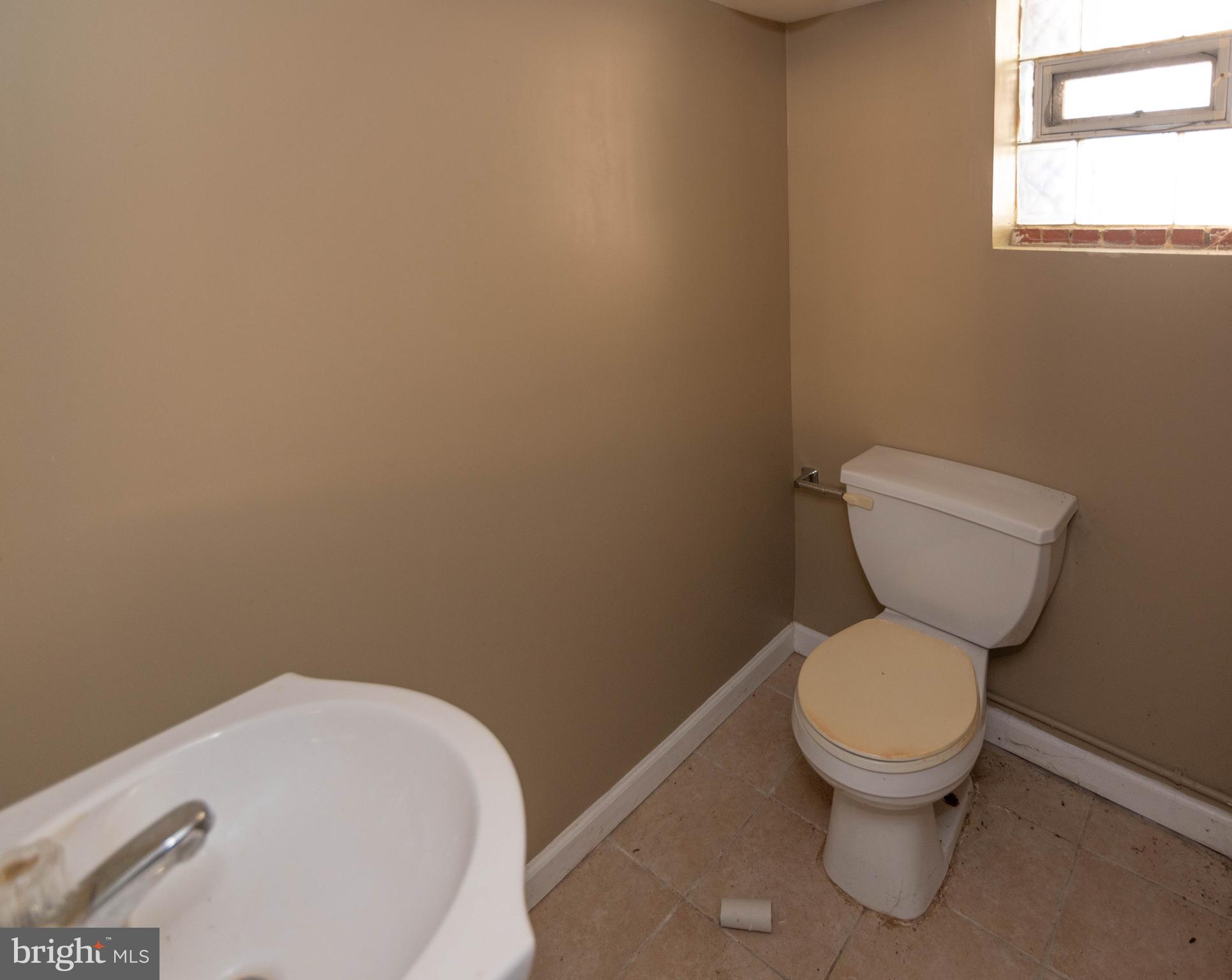 WASHINGTON VILLAGE - Residential