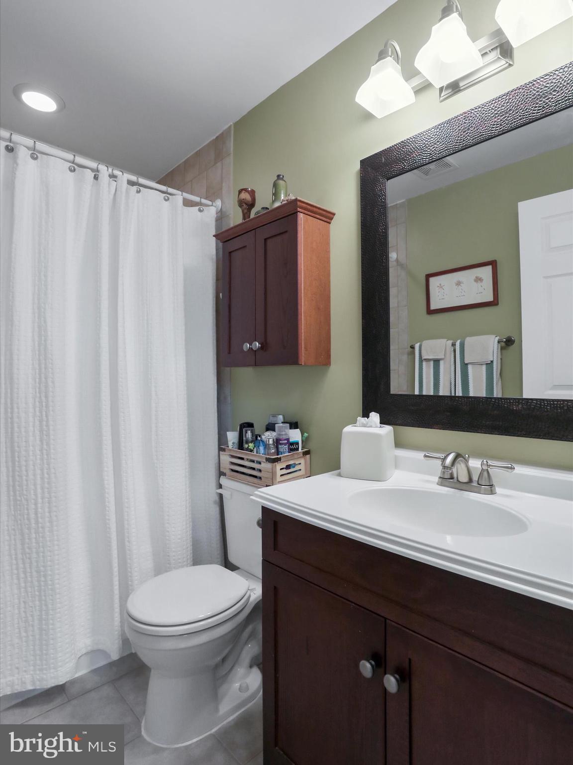 ASHTON FOREST - Residential