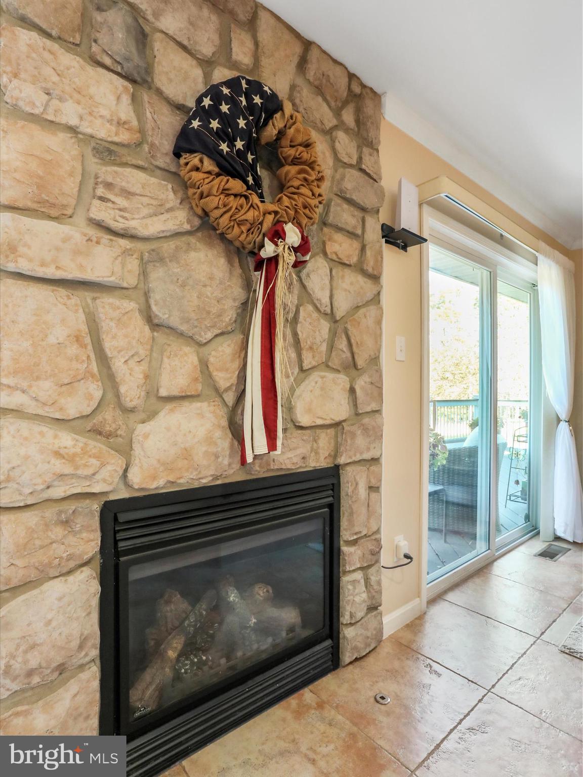 ASHTON FOREST - Residential