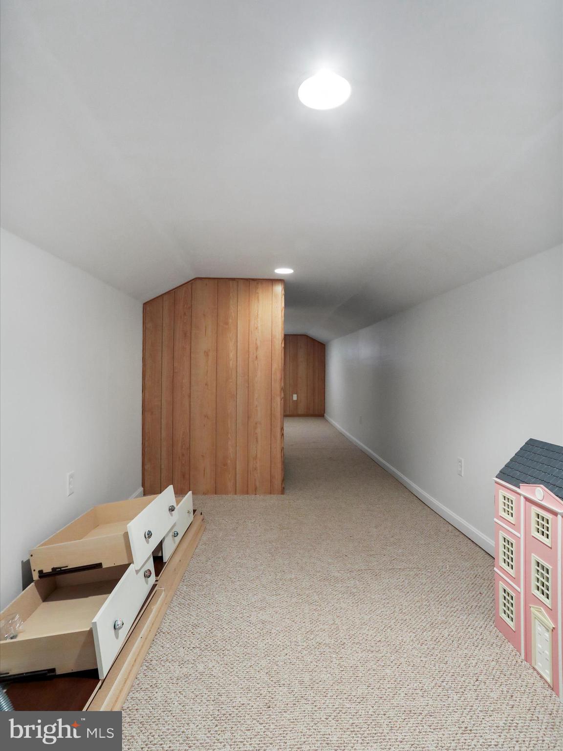 ASHTON FOREST - Residential