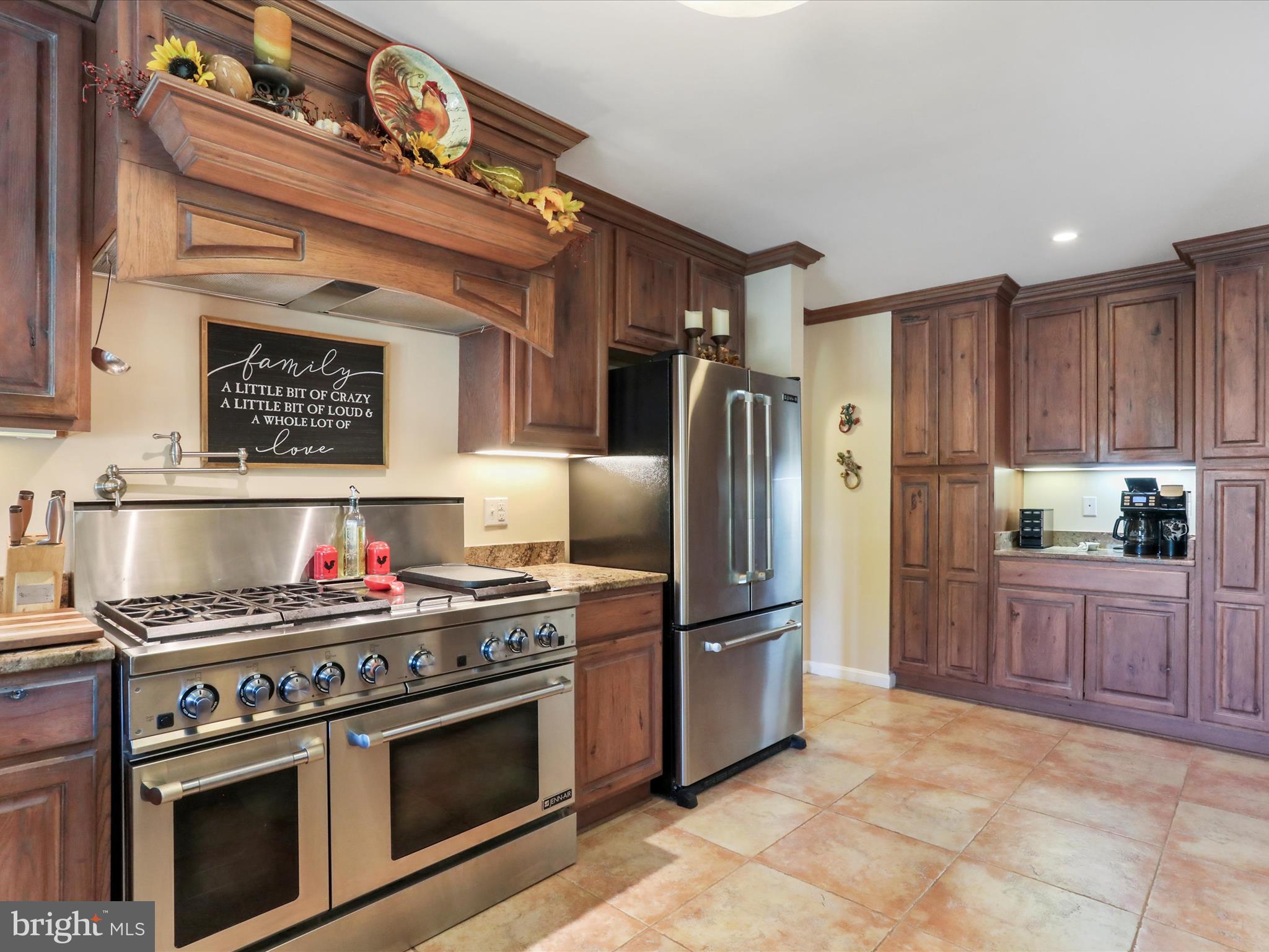 ASHTON FOREST - Residential