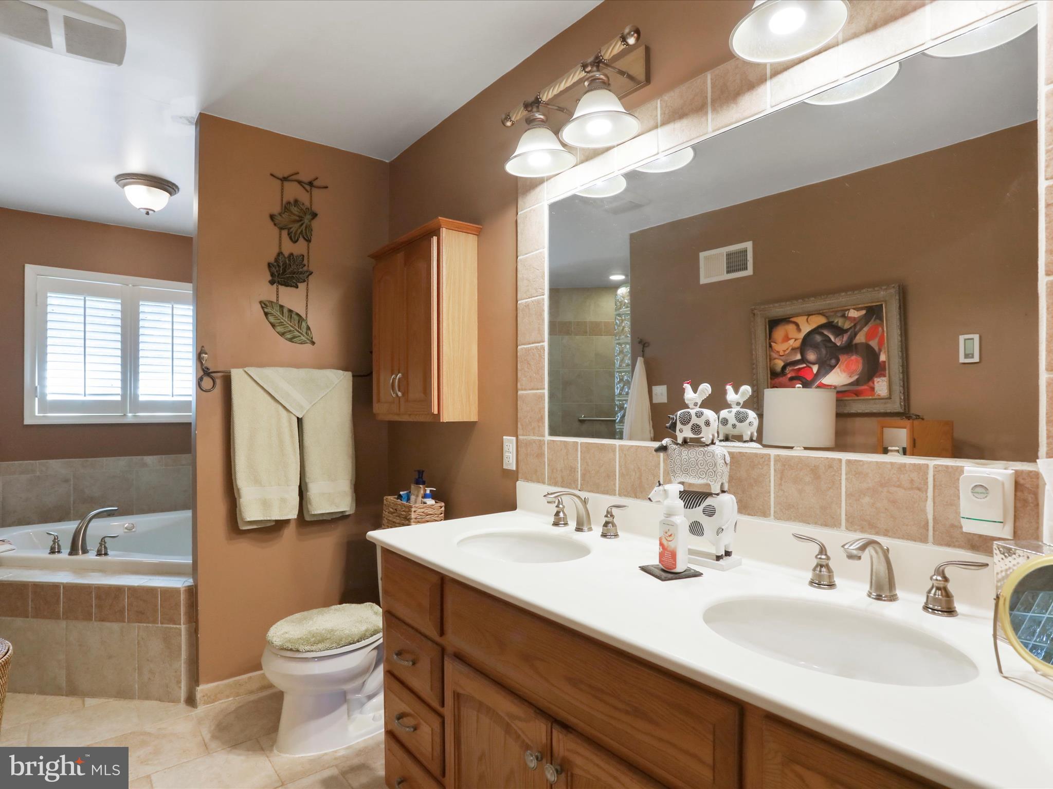 ASHTON FOREST - Residential