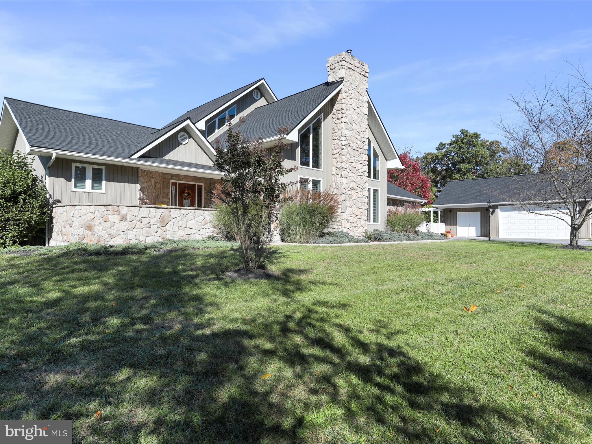 ASHTON FOREST - Residential