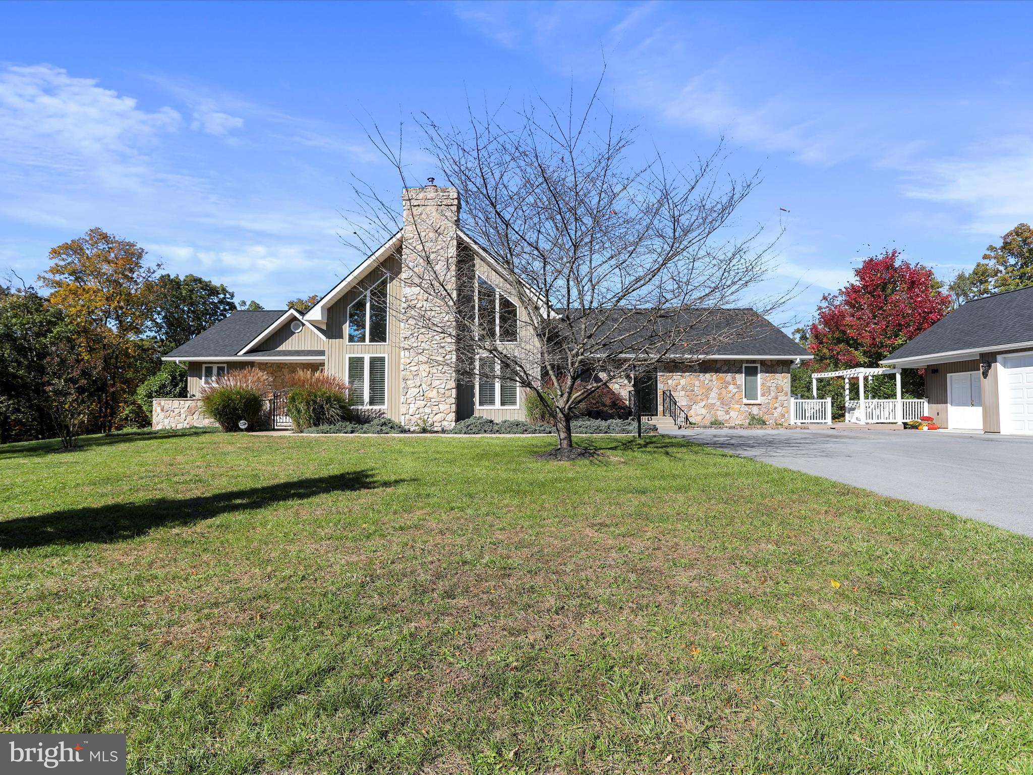 ASHTON FOREST - Residential