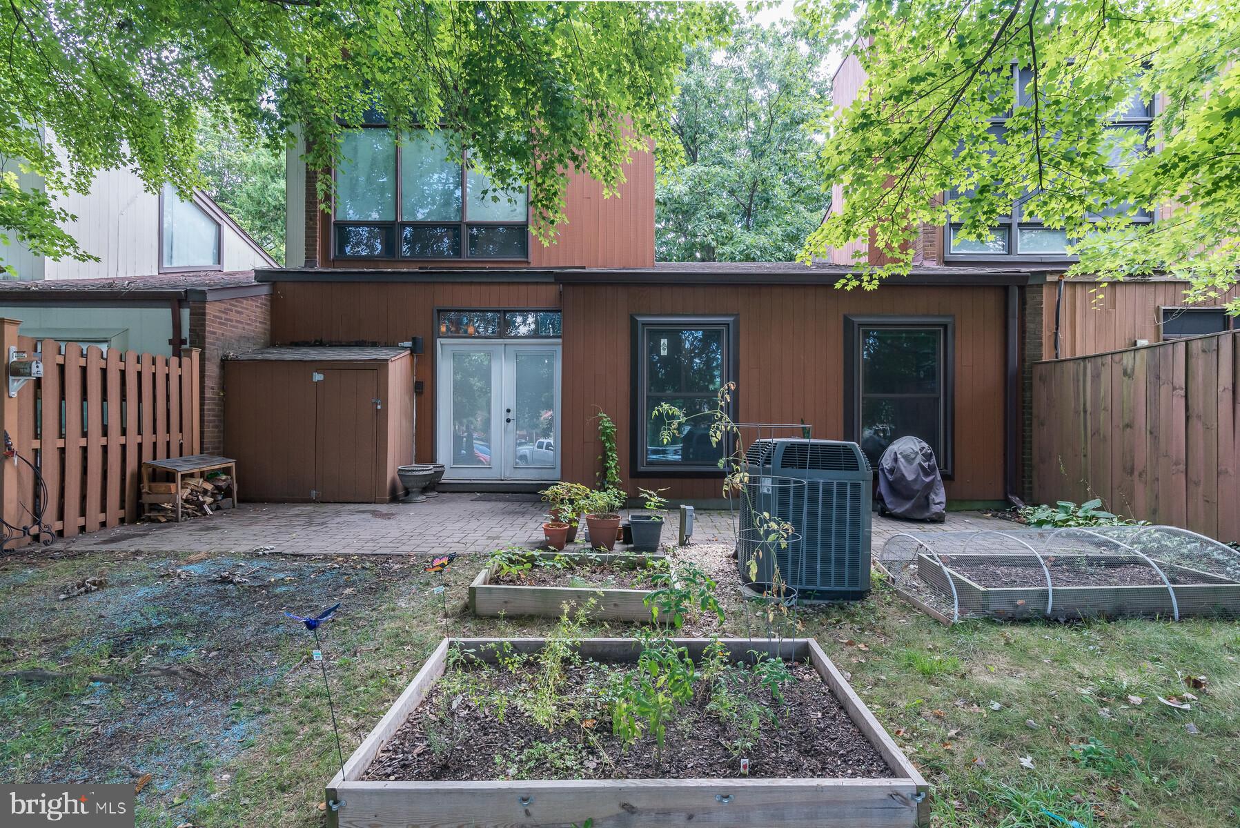 BRYANT WOODS - Residential