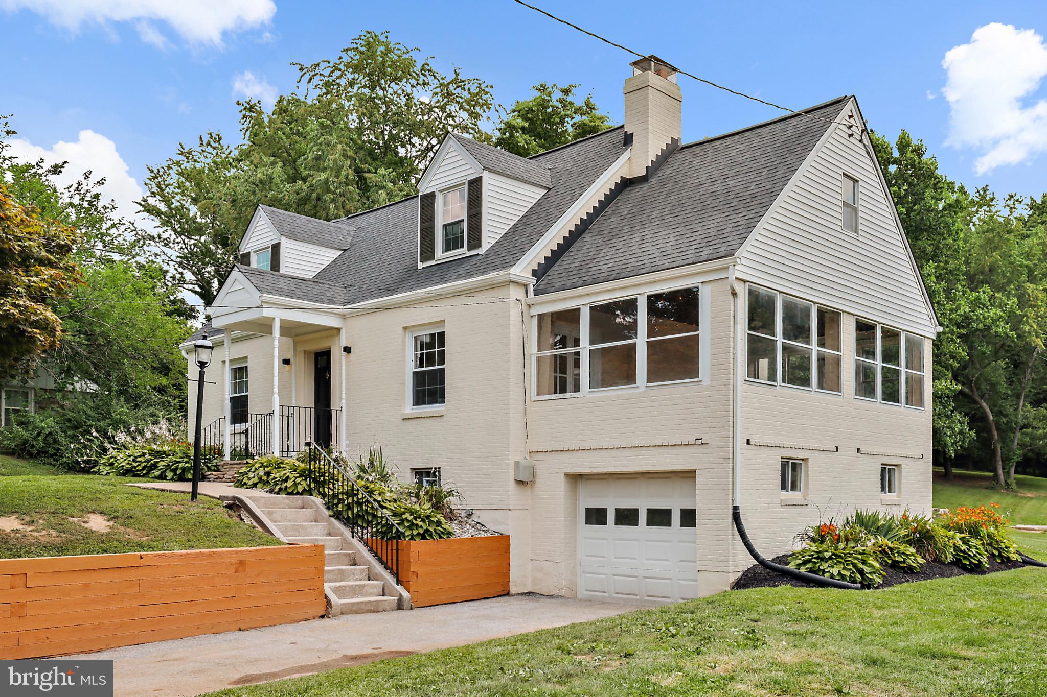 WINDSOR MILL - Residential