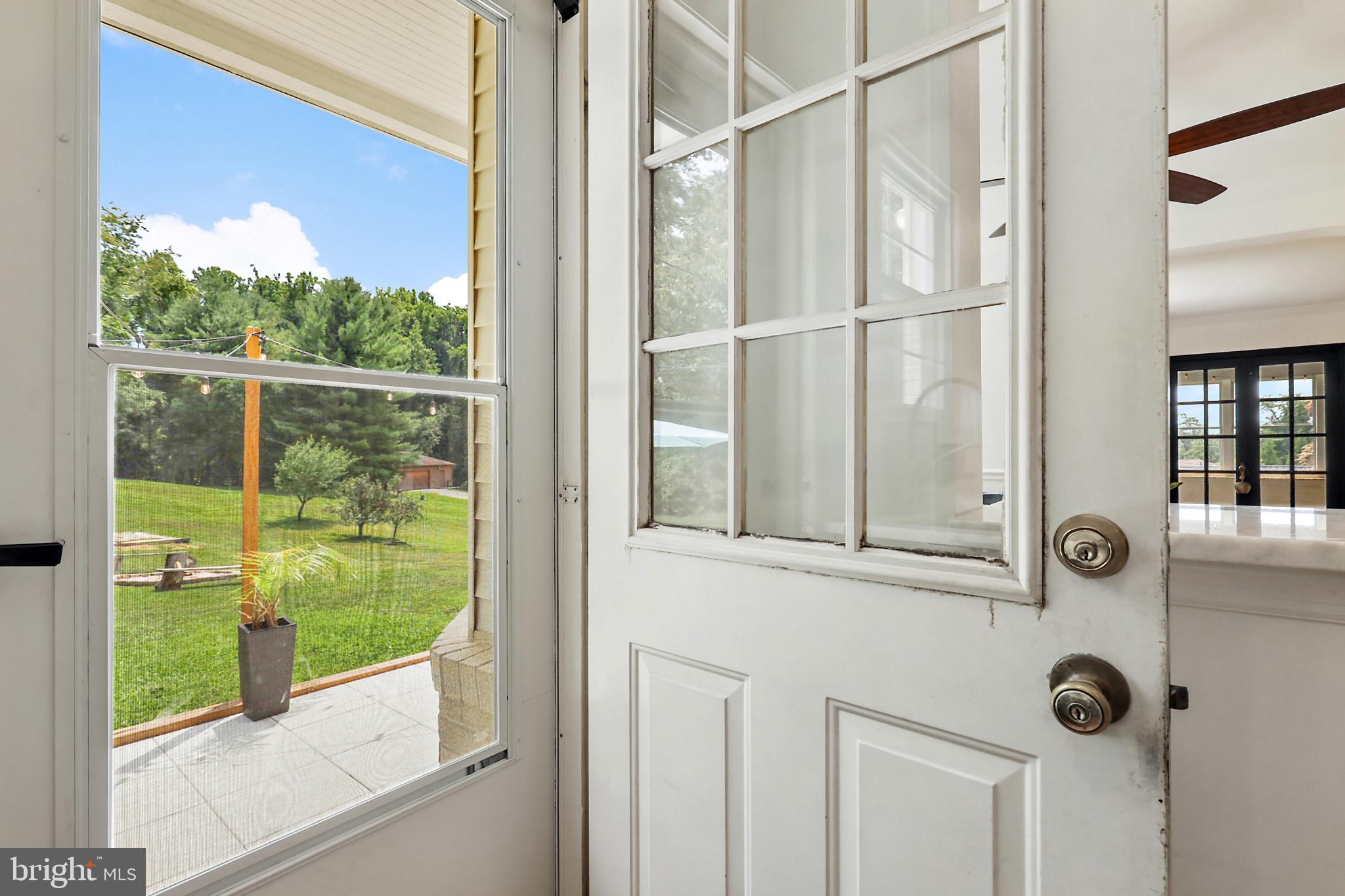 WINDSOR  MILL - Residential