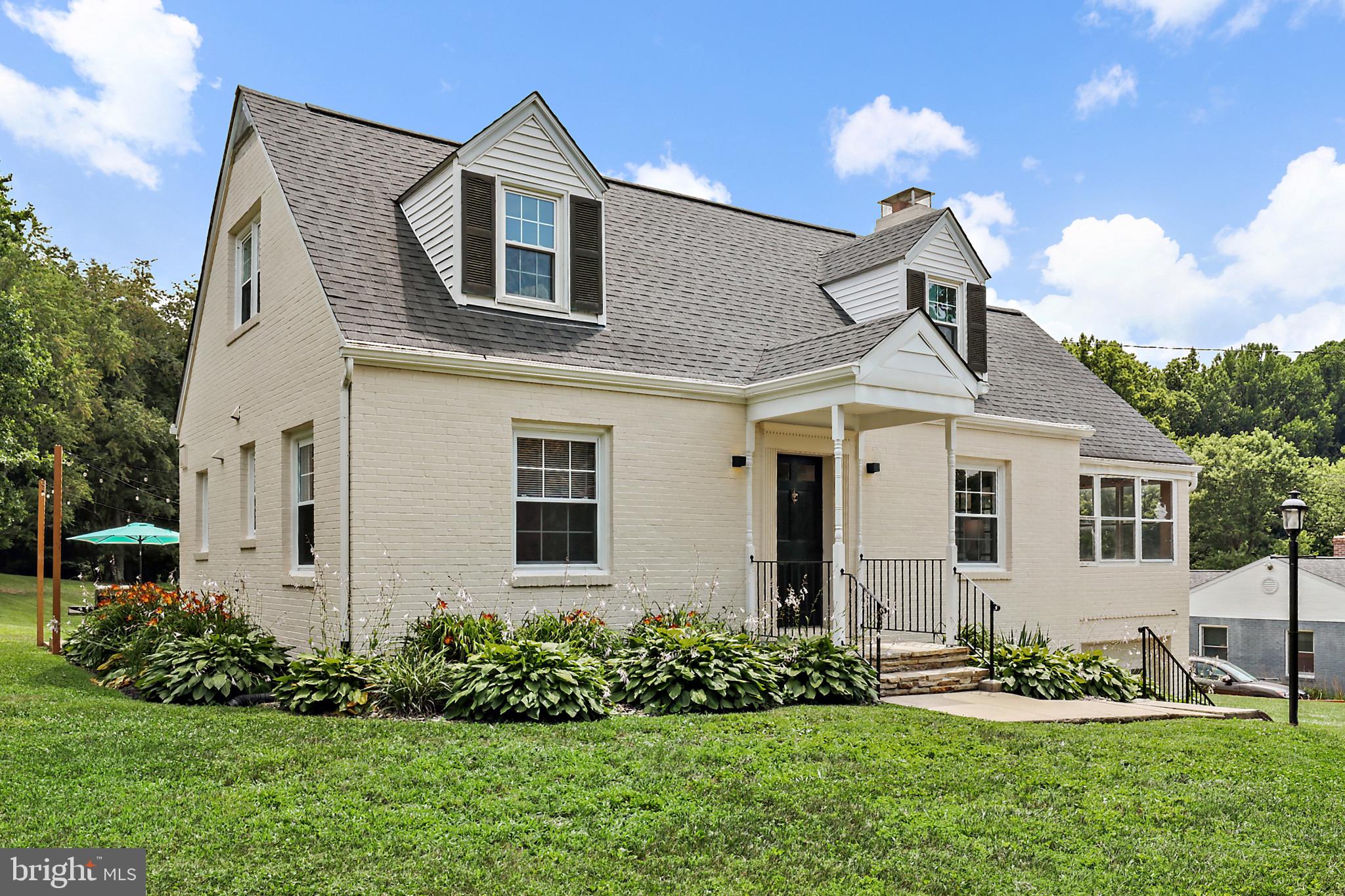 WINDSOR  MILL - Residential