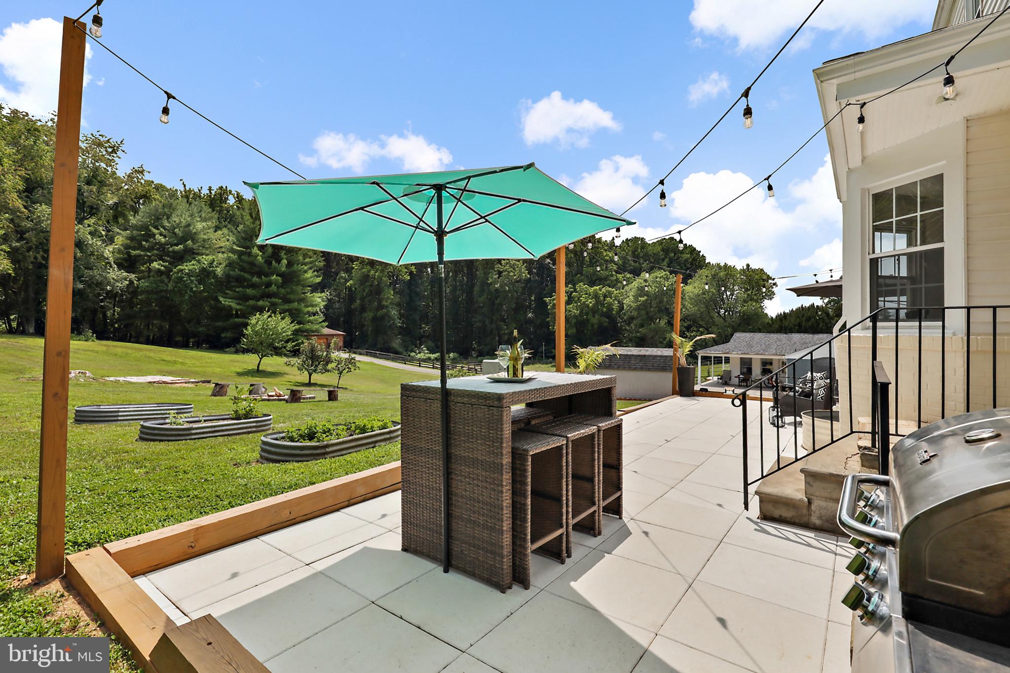 WINDSOR  MILL - Residential