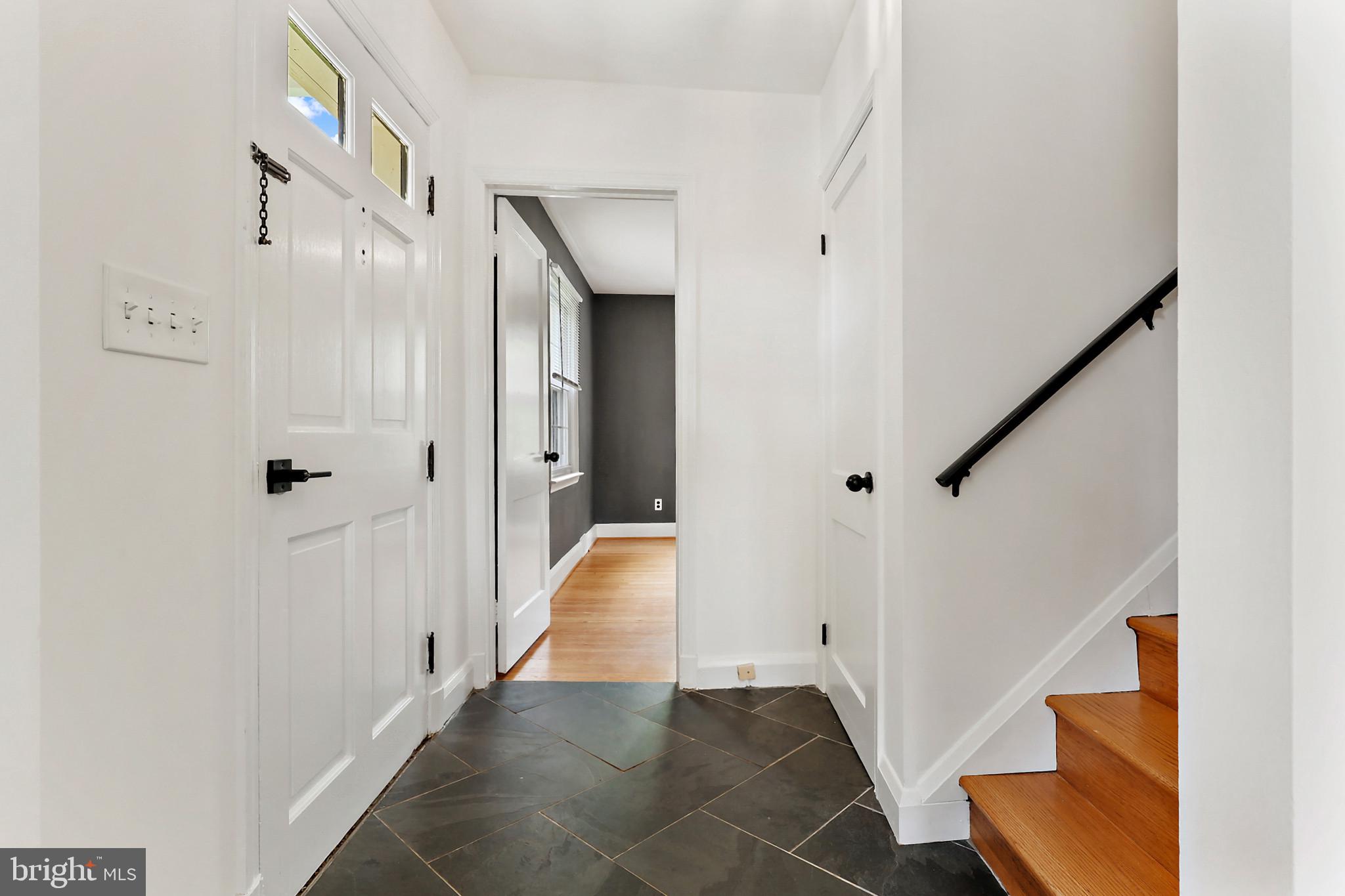 WINDSOR  MILL - Residential