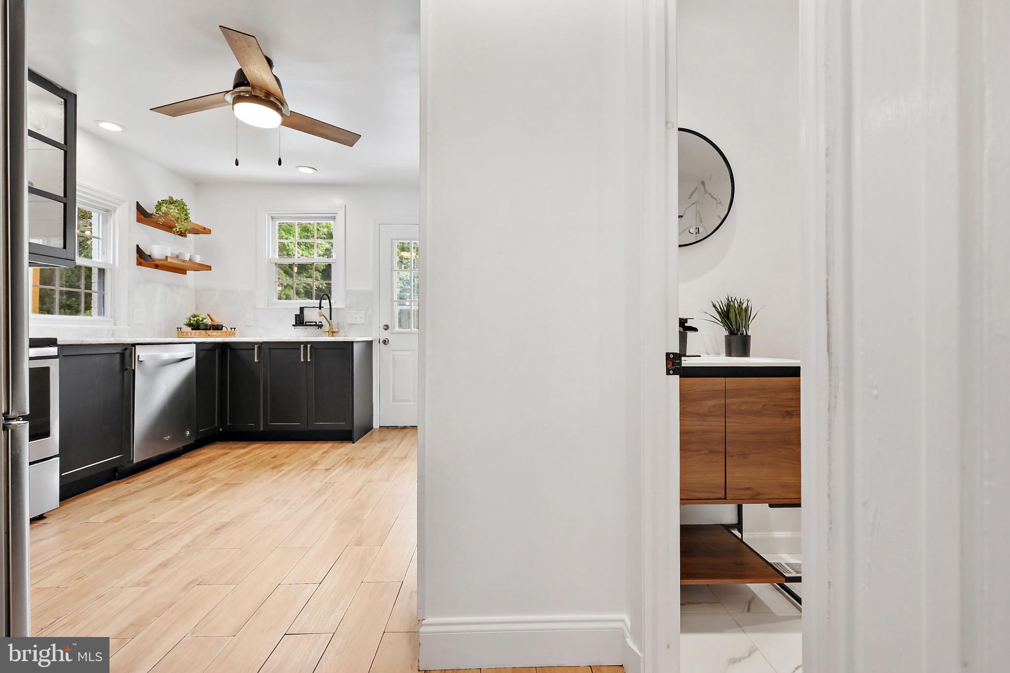 WINDSOR  MILL - Residential