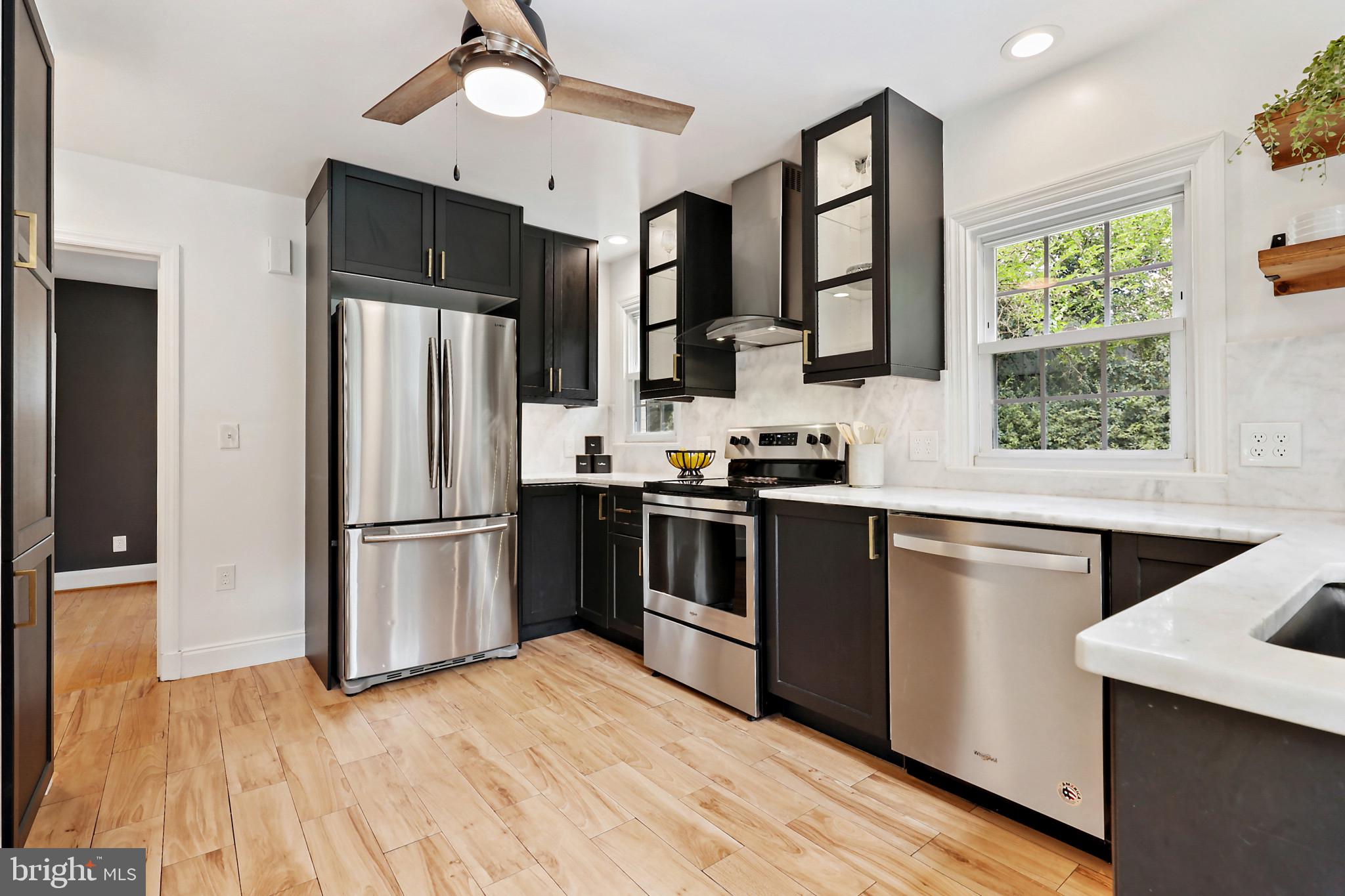 WINDSOR  MILL - Residential