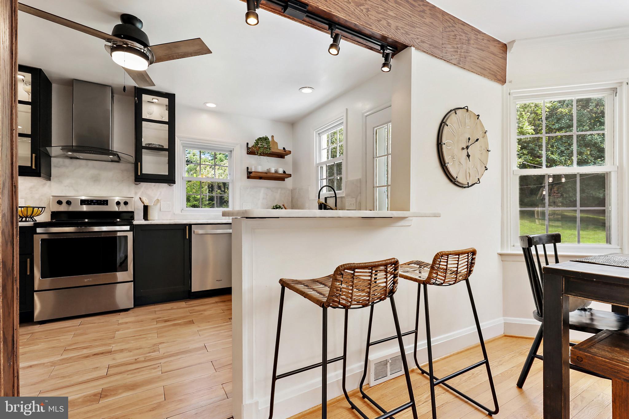 WINDSOR  MILL - Residential