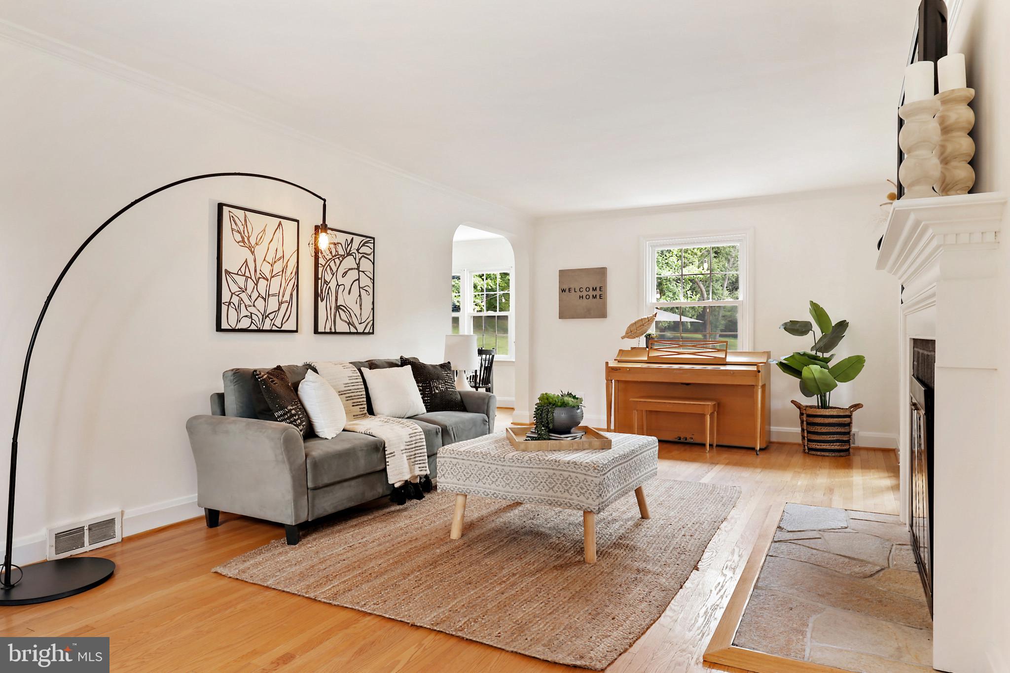 WINDSOR  MILL - Residential