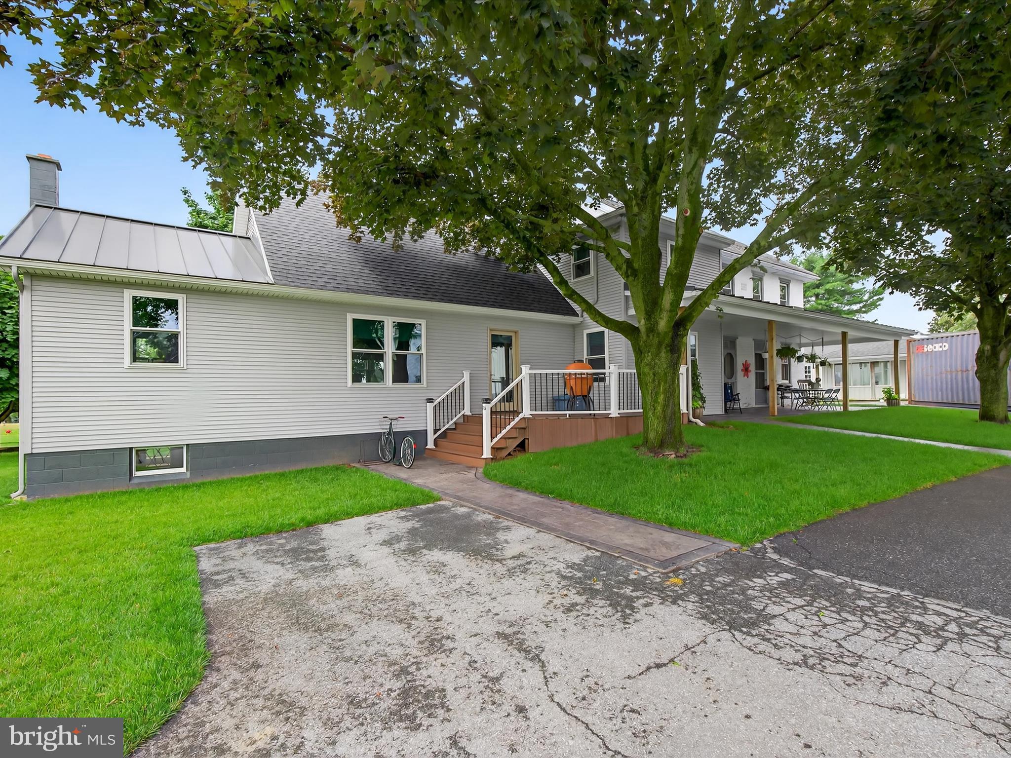 105 FAIRLAND ROAD