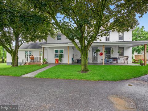 105 FAIRLAND ROAD LITITZ PA 17543