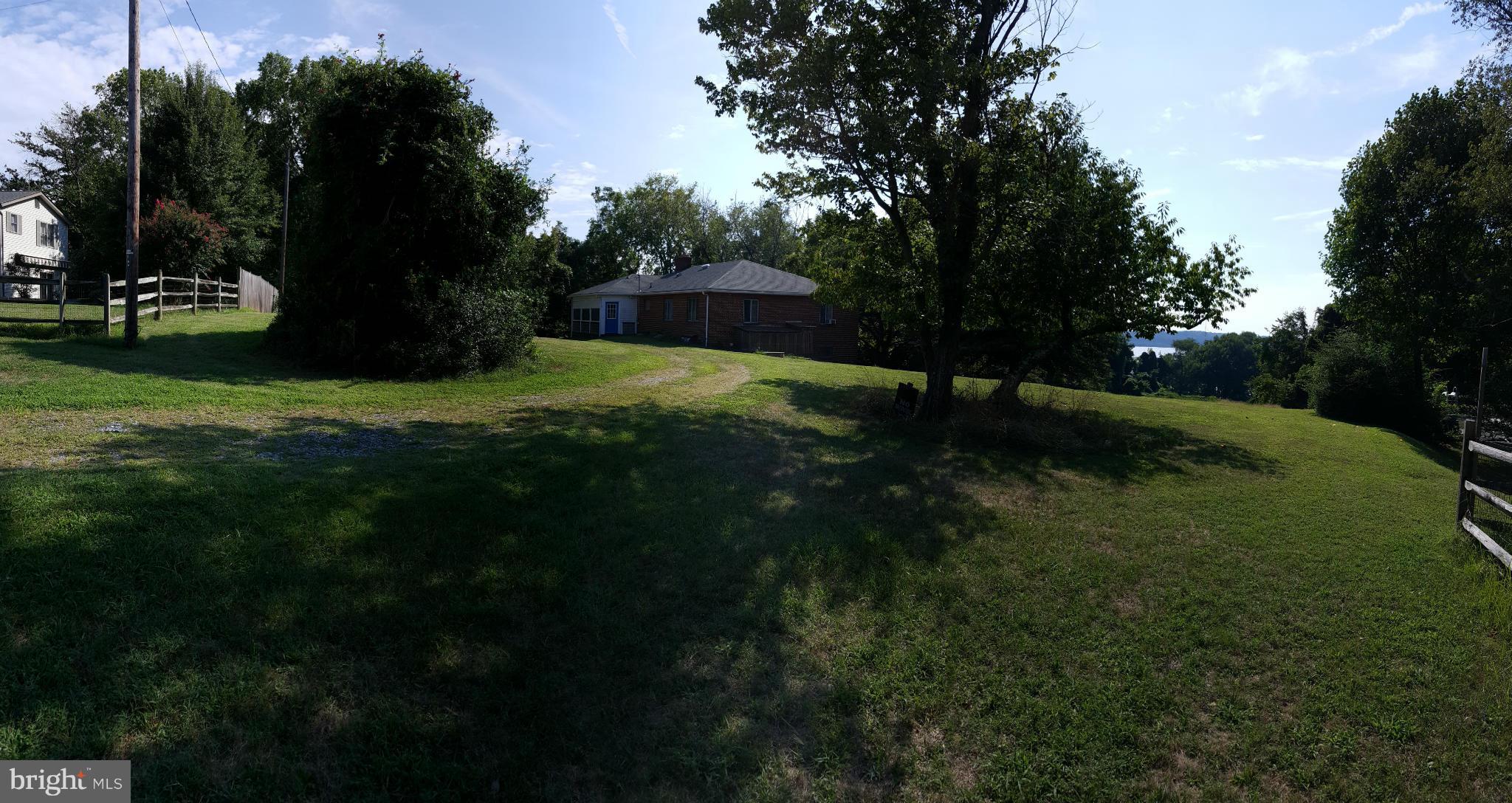 TREASURE COVE - Land