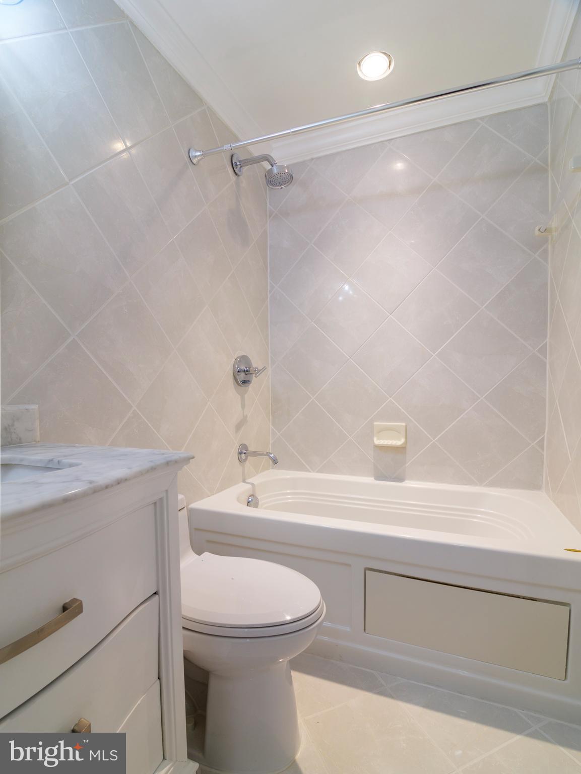 MONIKA COURTS CONDO - Residential Lease