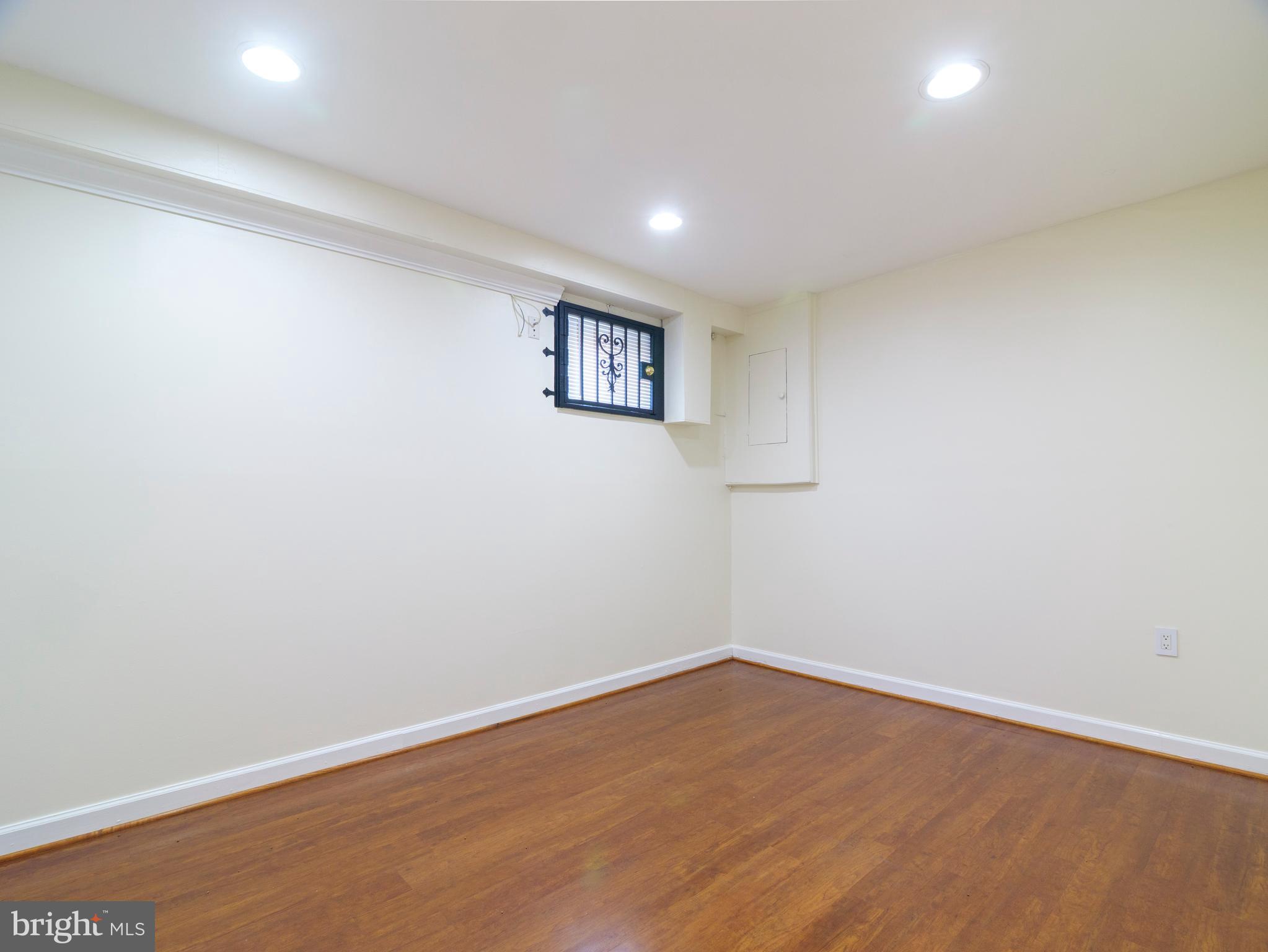 MONIKA COURTS CONDO - Residential Lease