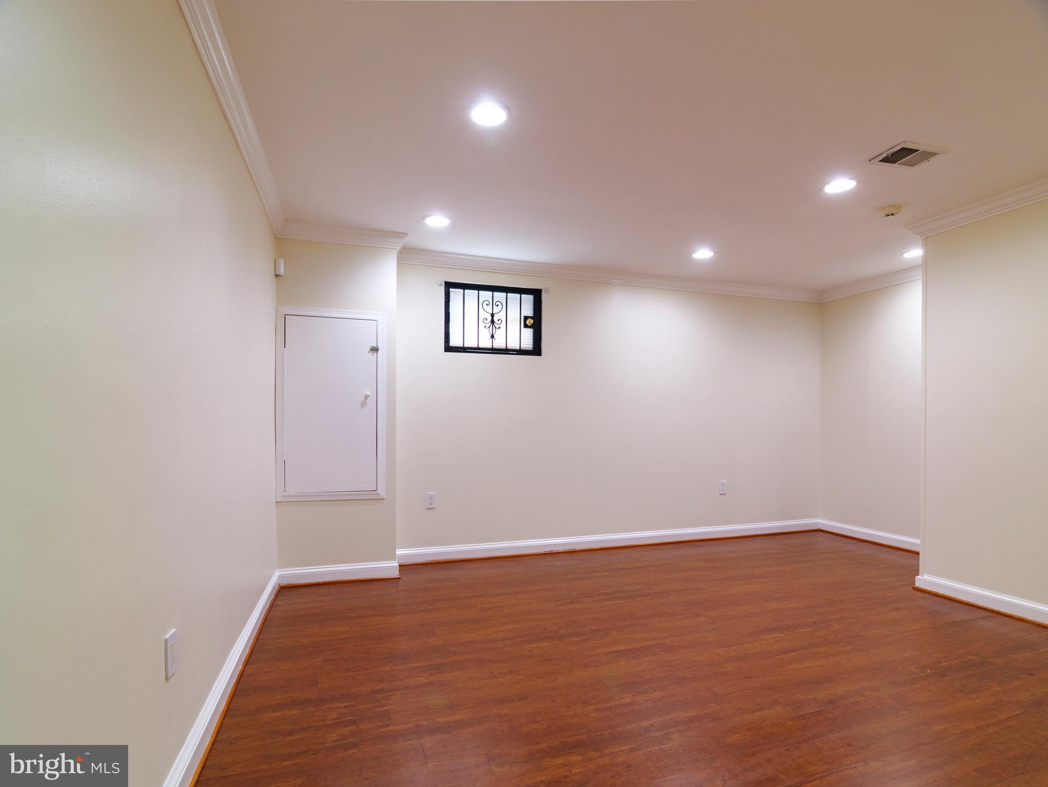 MONIKA COURTS CONDO - Residential Lease