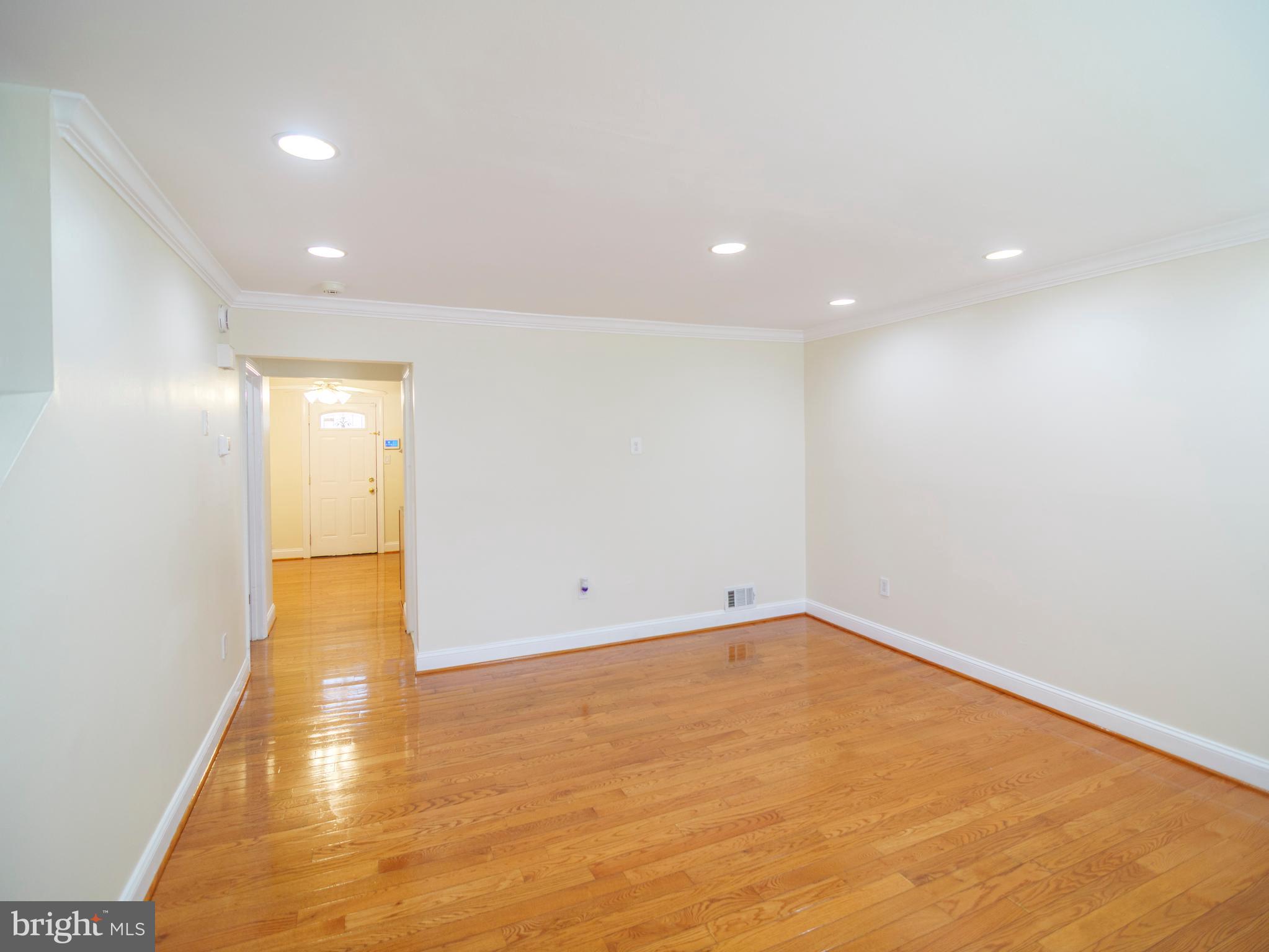 MONIKA COURTS CONDO - Residential Lease