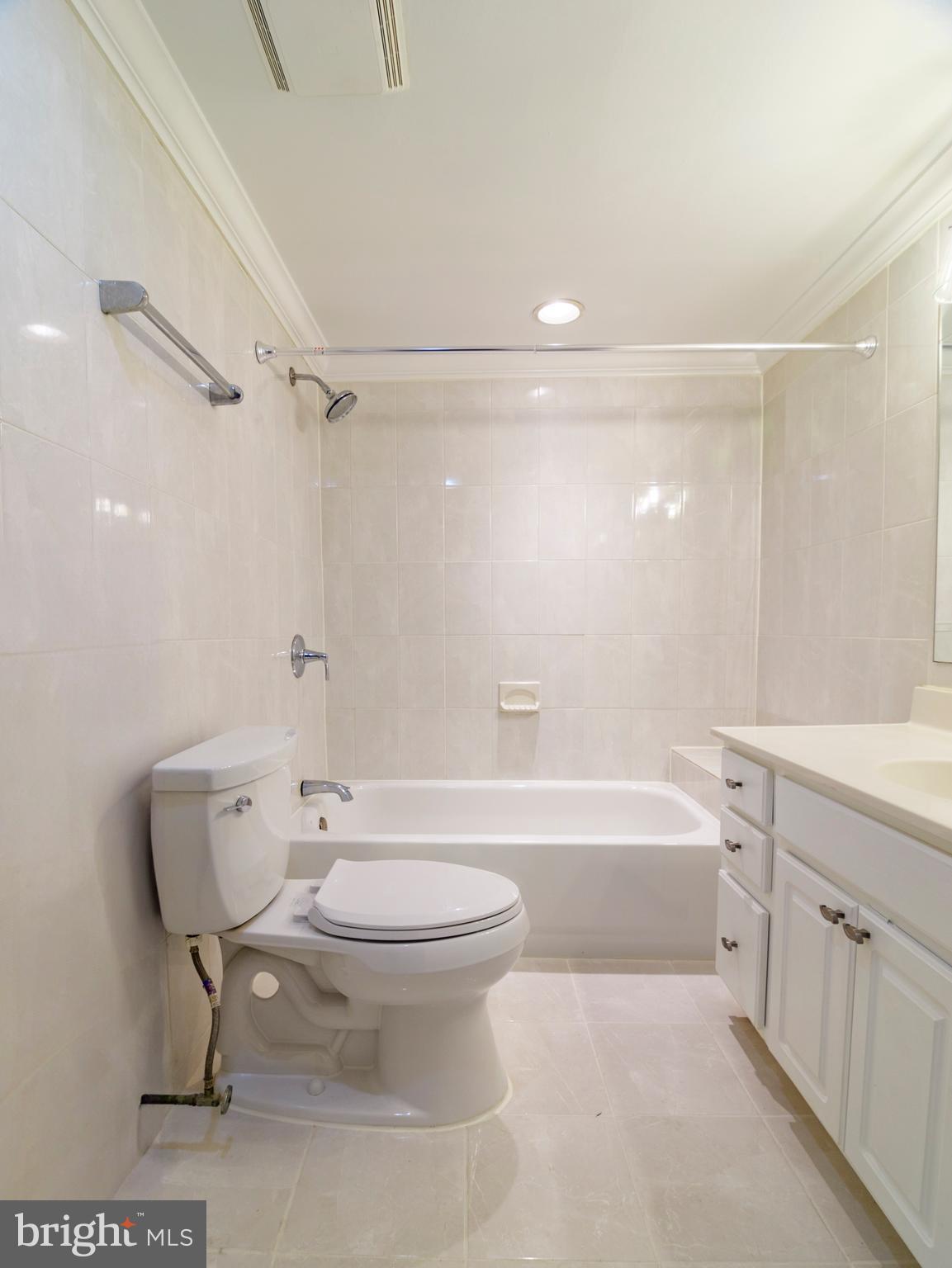 MONIKA COURTS CONDO - Residential Lease