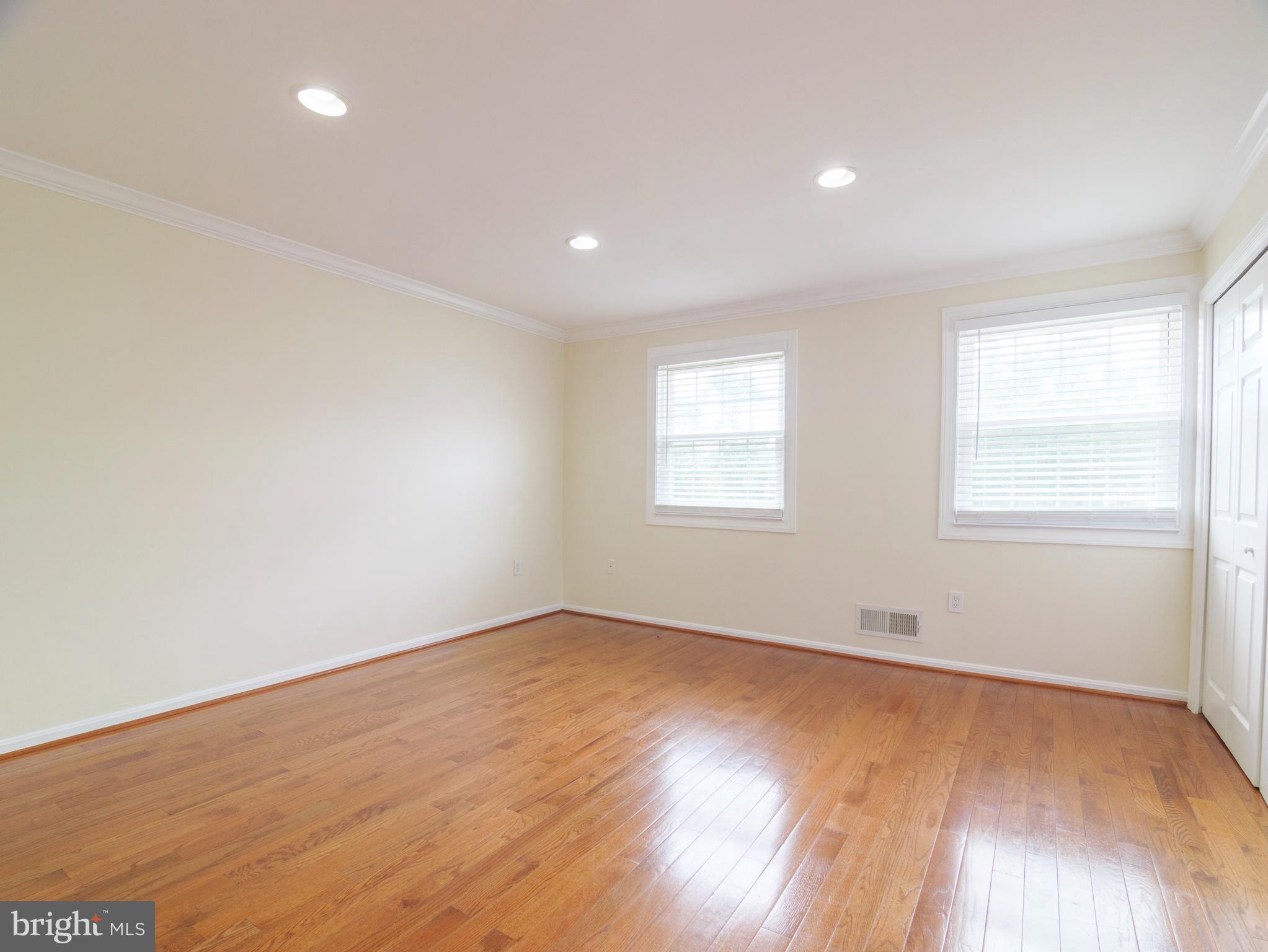 MONIKA COURTS CONDO - Residential Lease