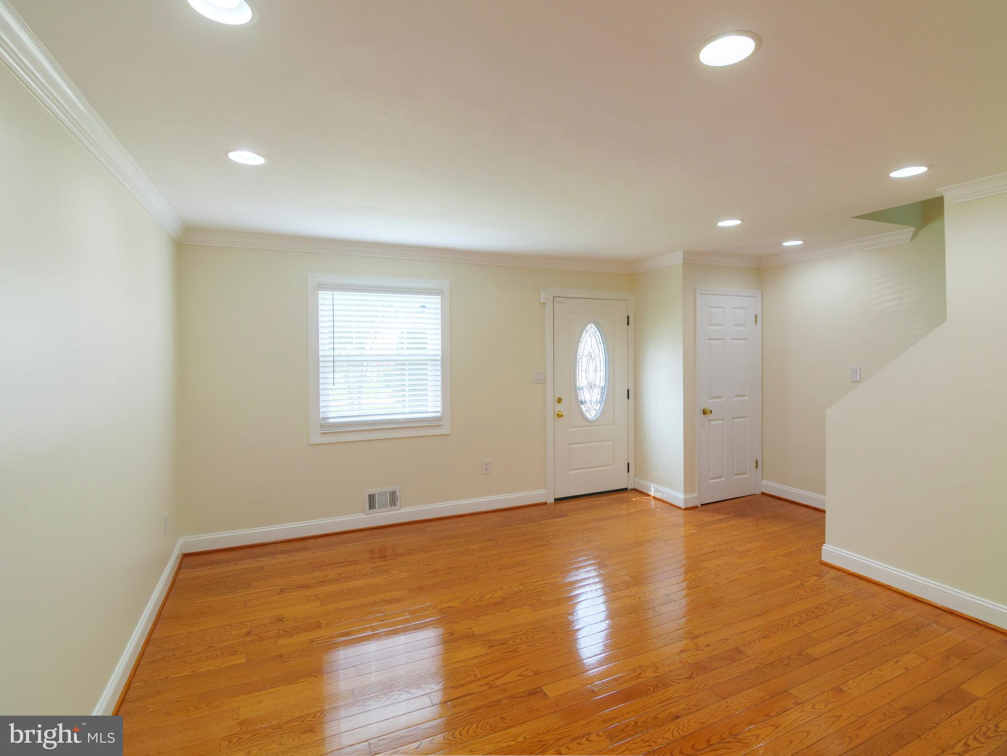 MONIKA COURTS CONDO - Residential Lease