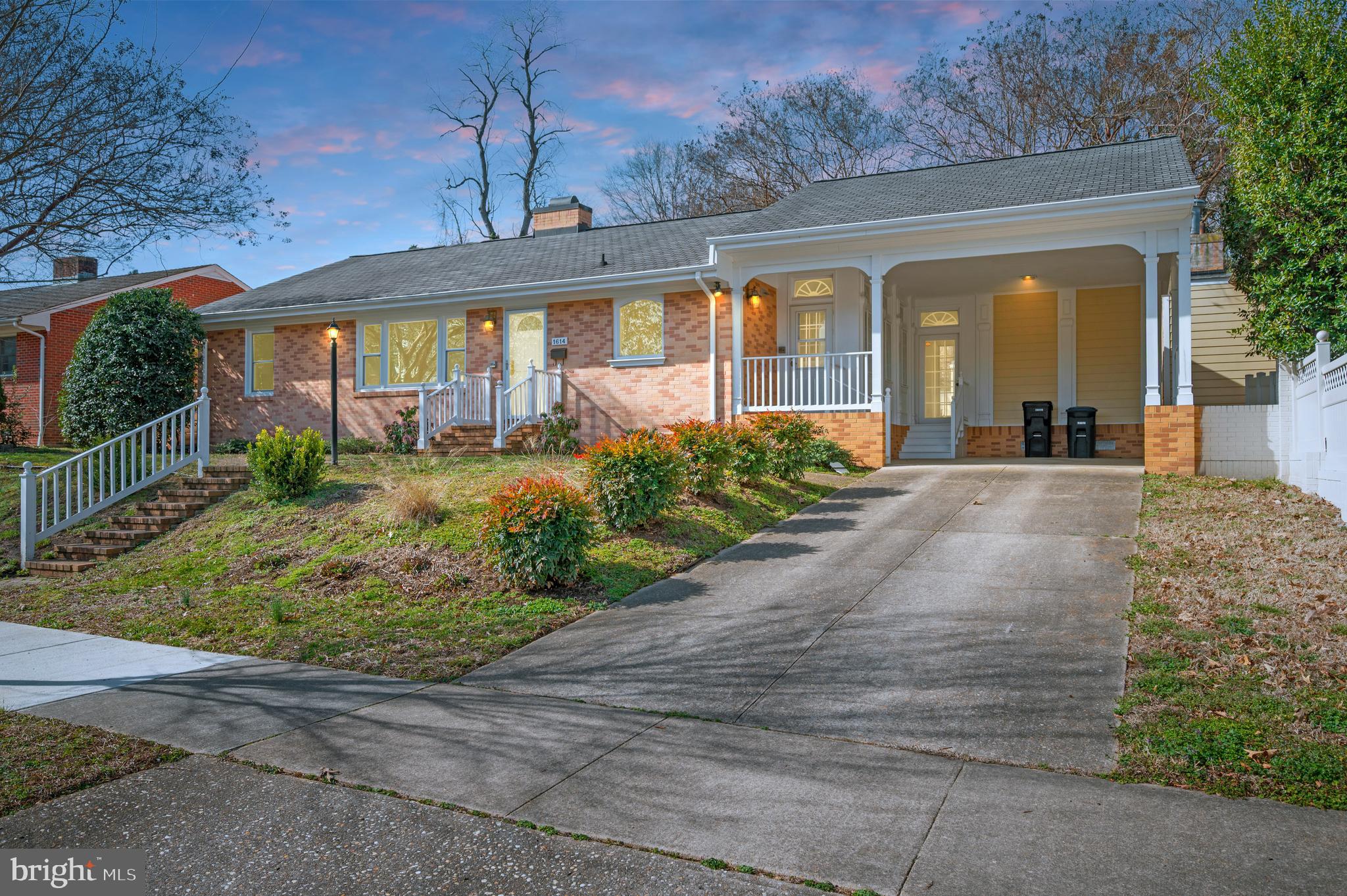 DOWNTOWN FREDERICKSBURG - Residential