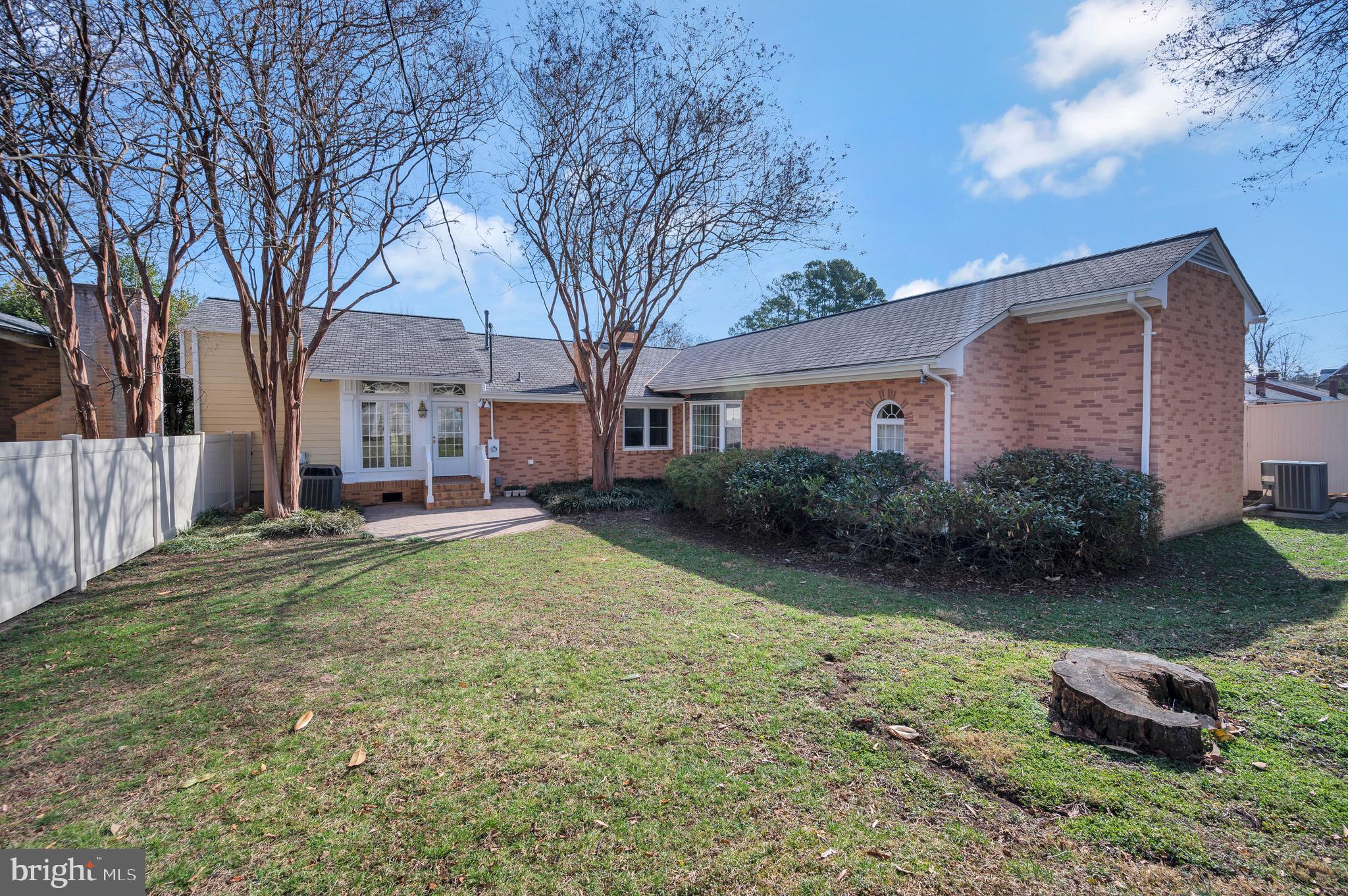 DOWNTOWN FREDERICKSBURG - Residential