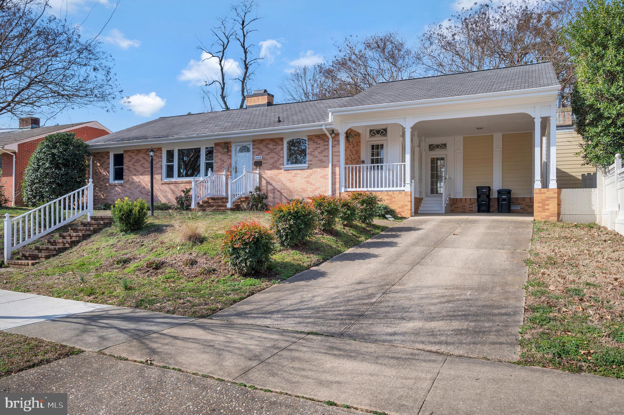 DOWNTOWN FREDERICKSBURG - Residential