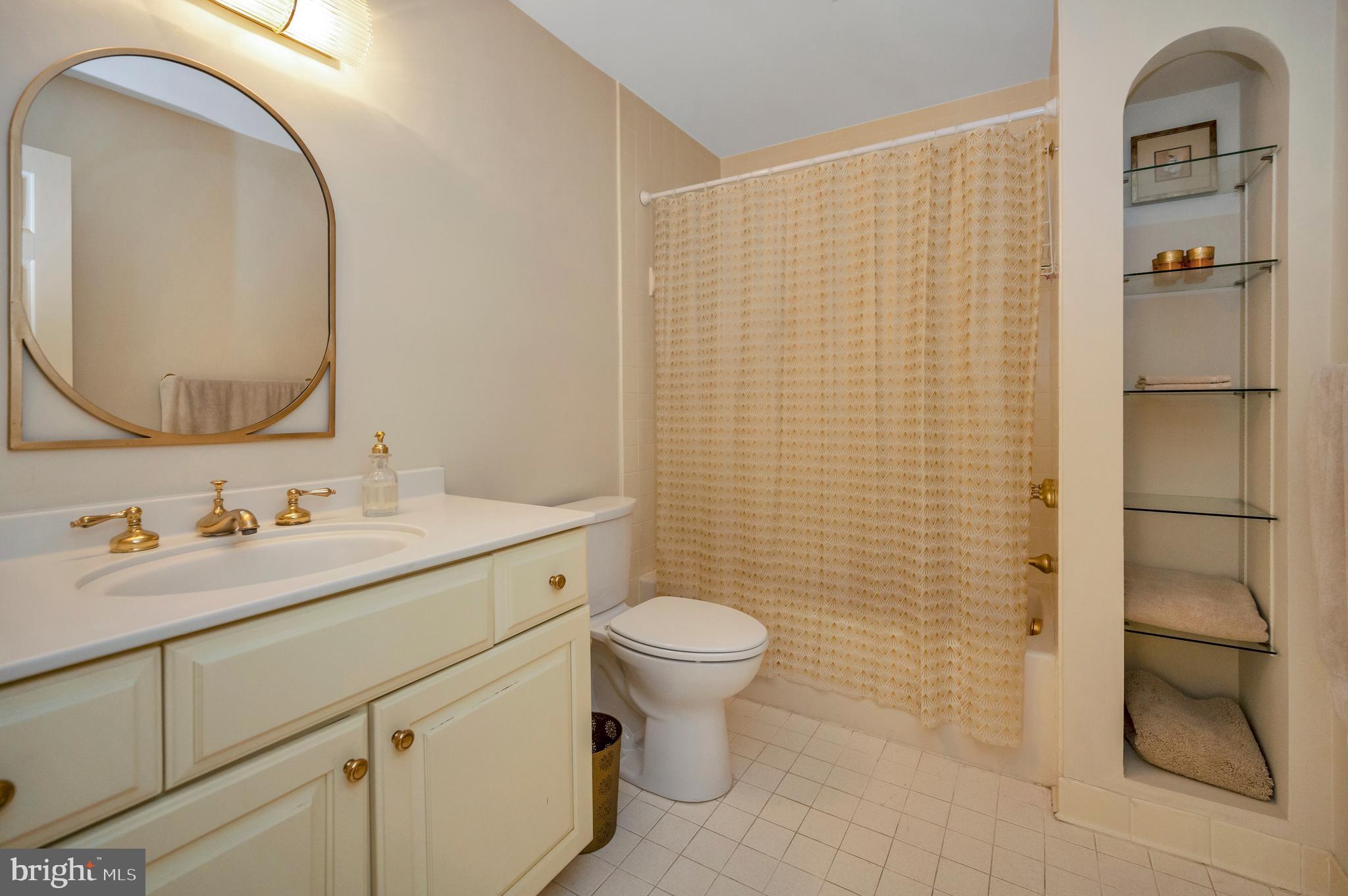 DOWNTOWN FREDERICKSBURG - Residential