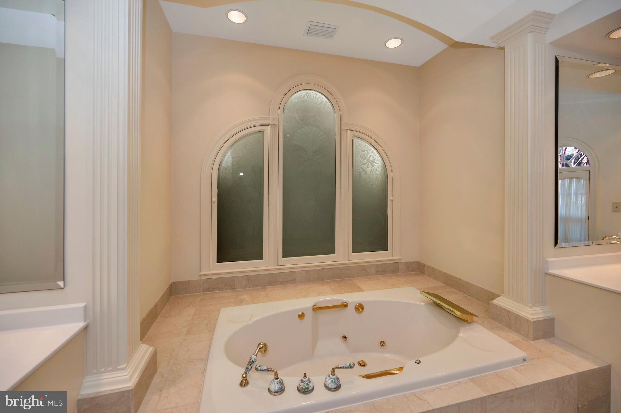 DOWNTOWN FREDERICKSBURG - Residential