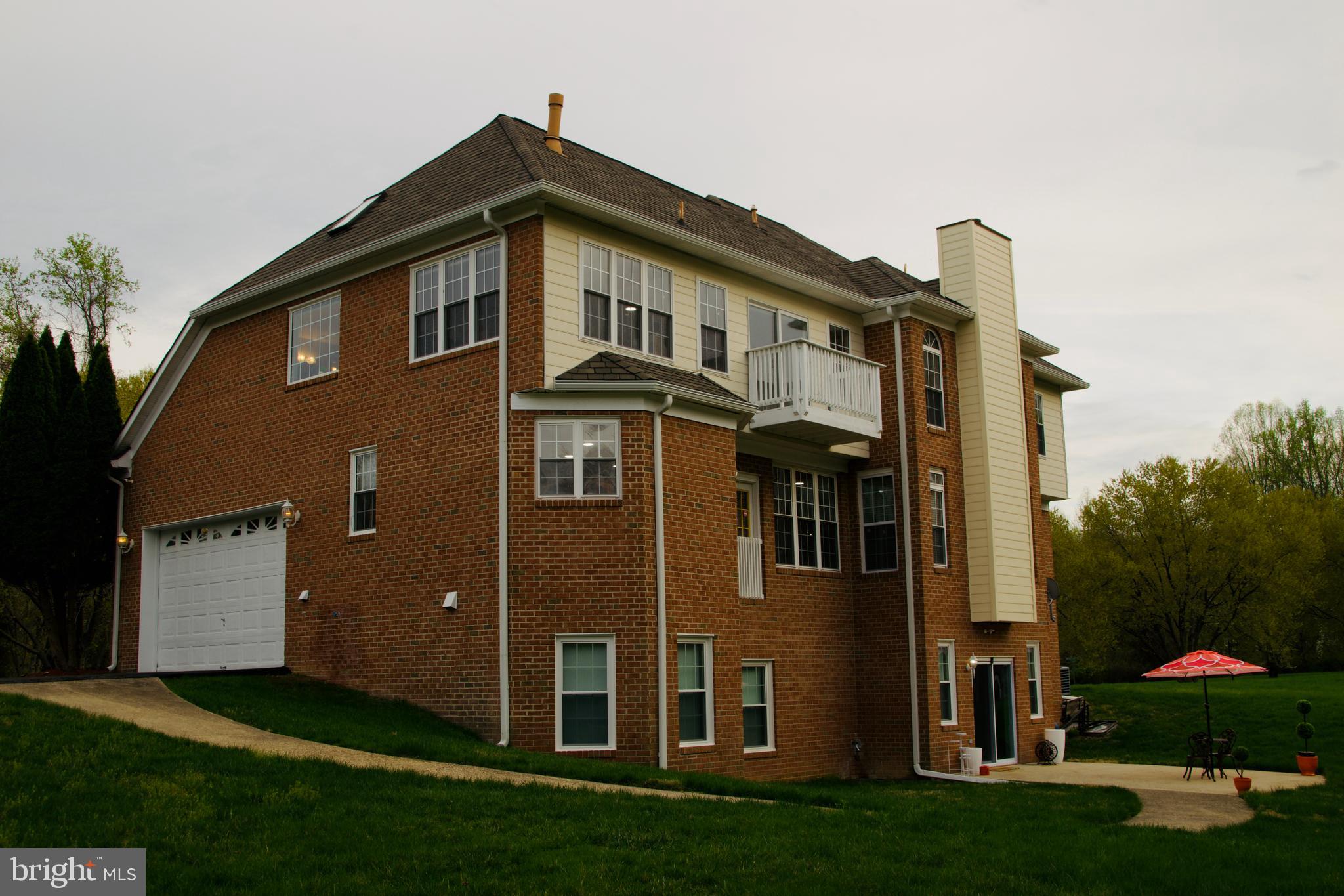 6109 WHITTEMORE COURT