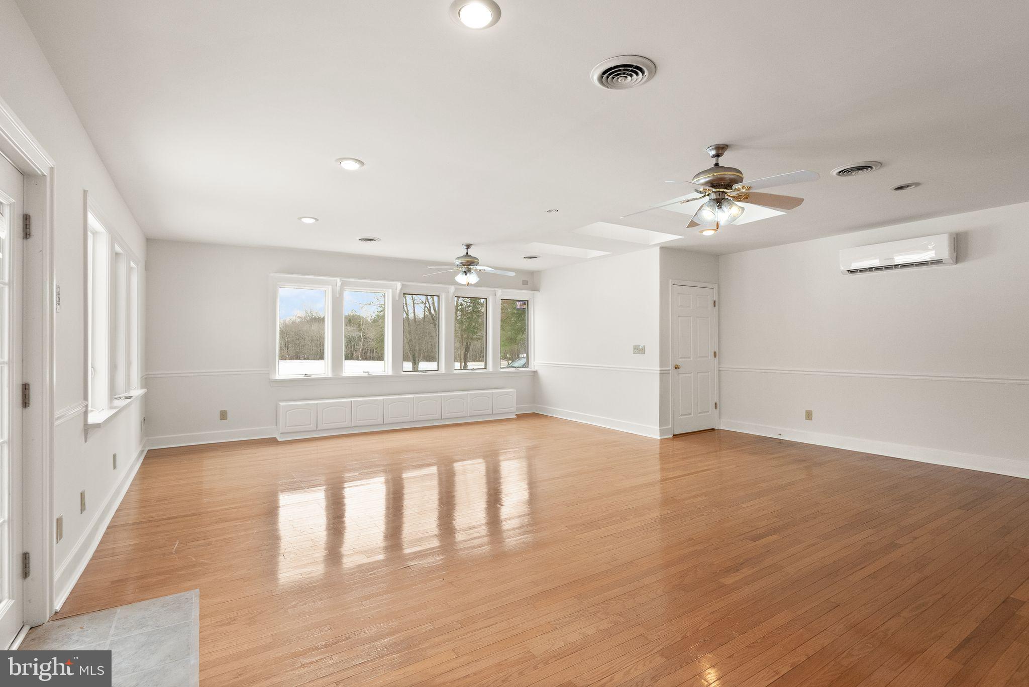 FOSTERN ESTATES - Residential