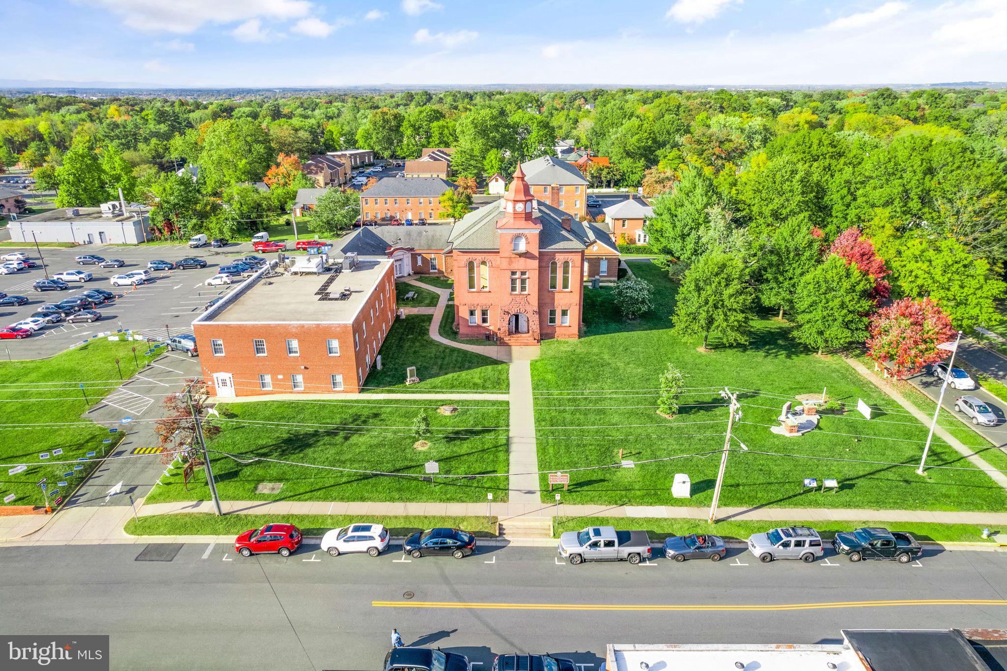 FOSTERN ESTATES - Residential