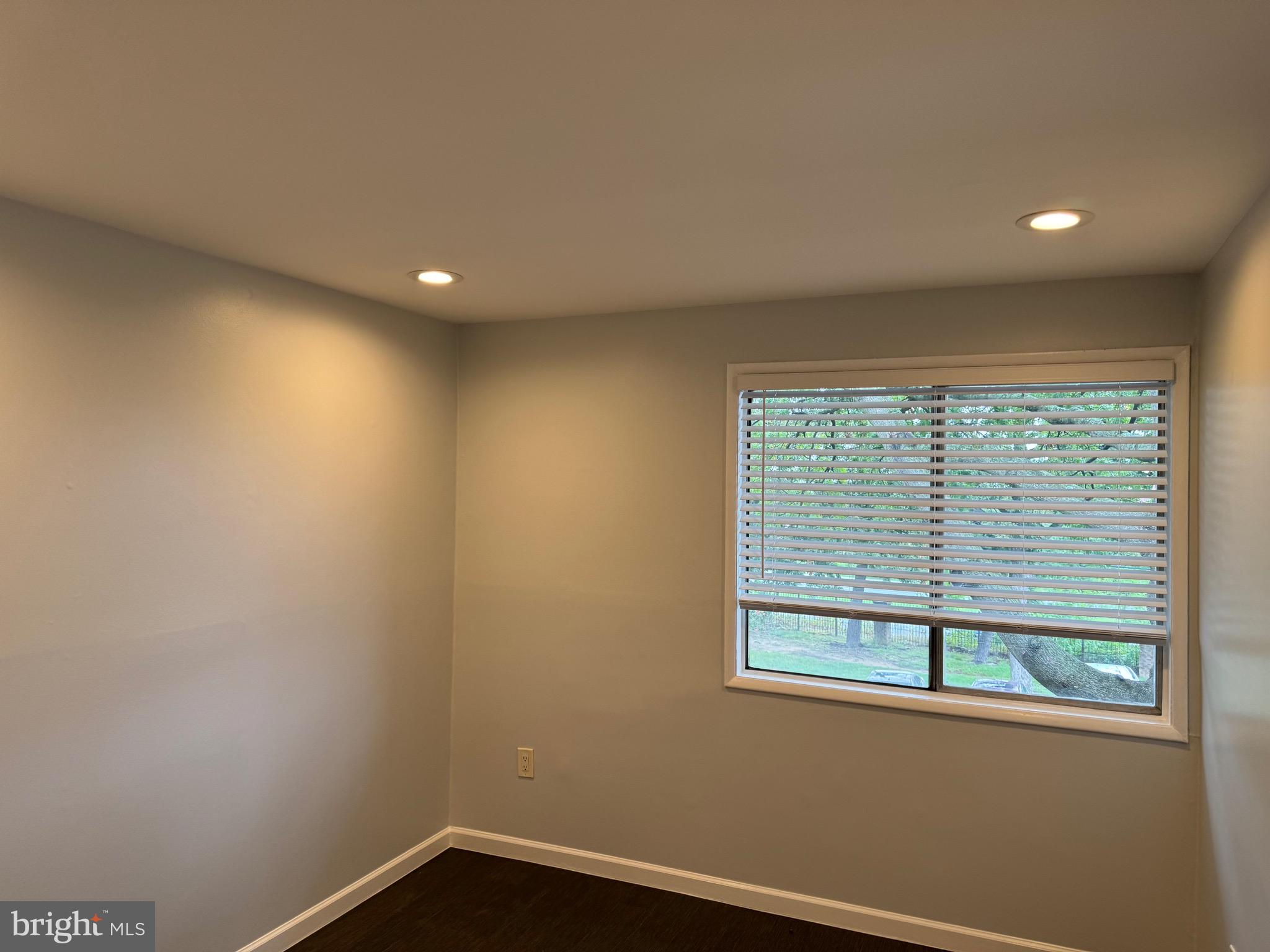 HOLLY HILL CONDOMINIUMS - Residential