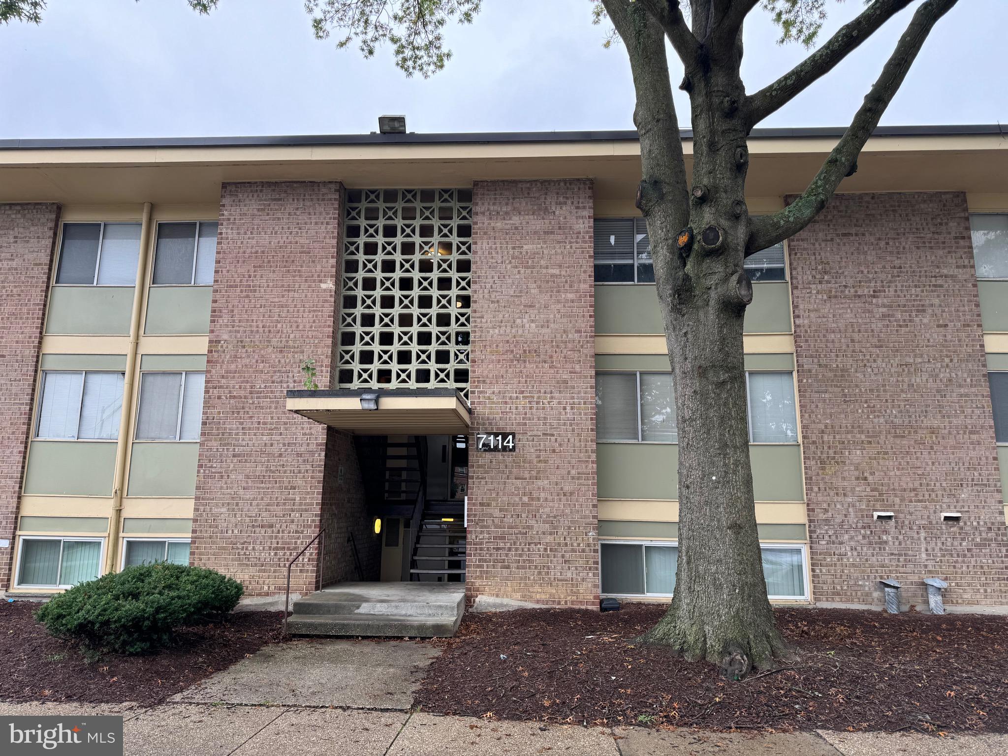 HOLLY HILL CONDOMINIUMS - Residential