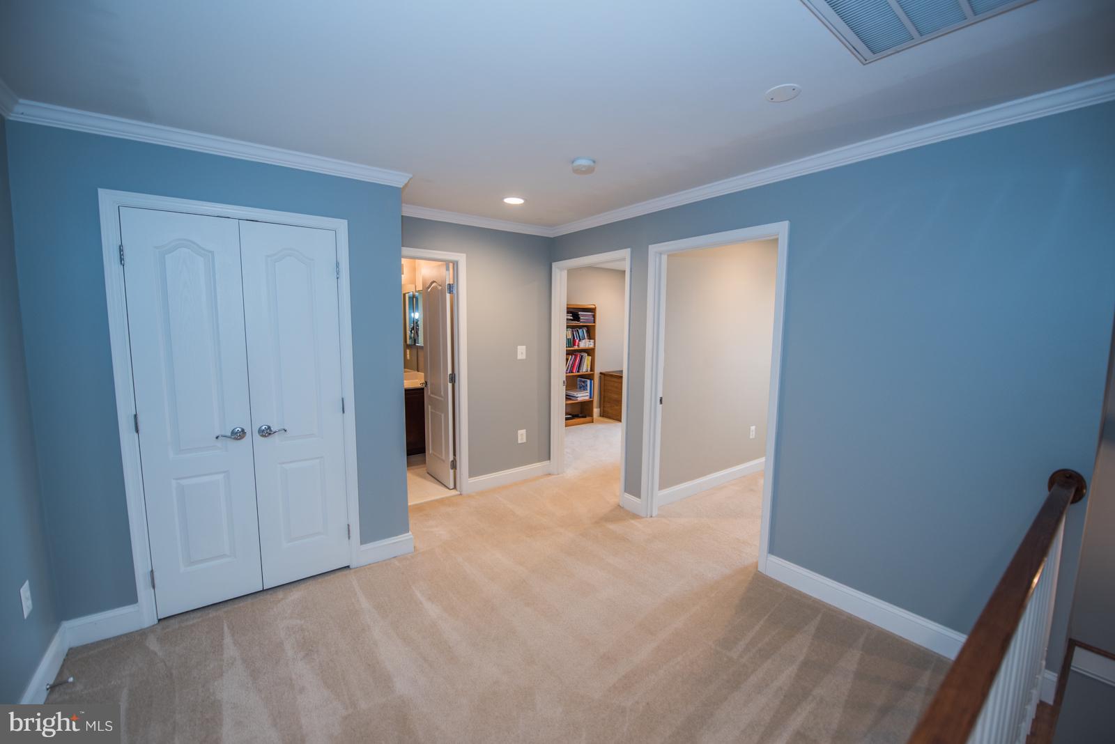 HAMMONDS MILL - Residential