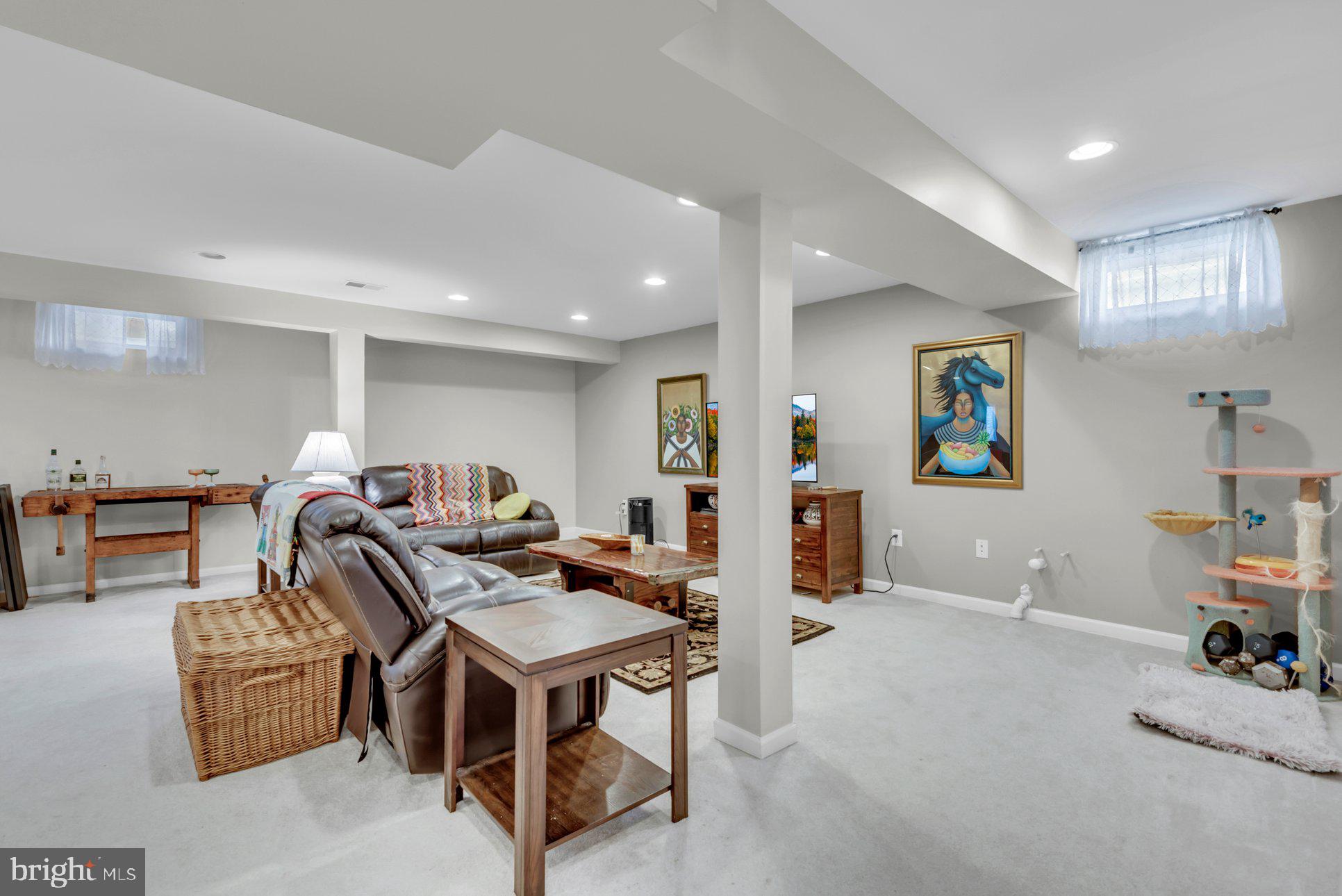 SEVERN CREST - Residential