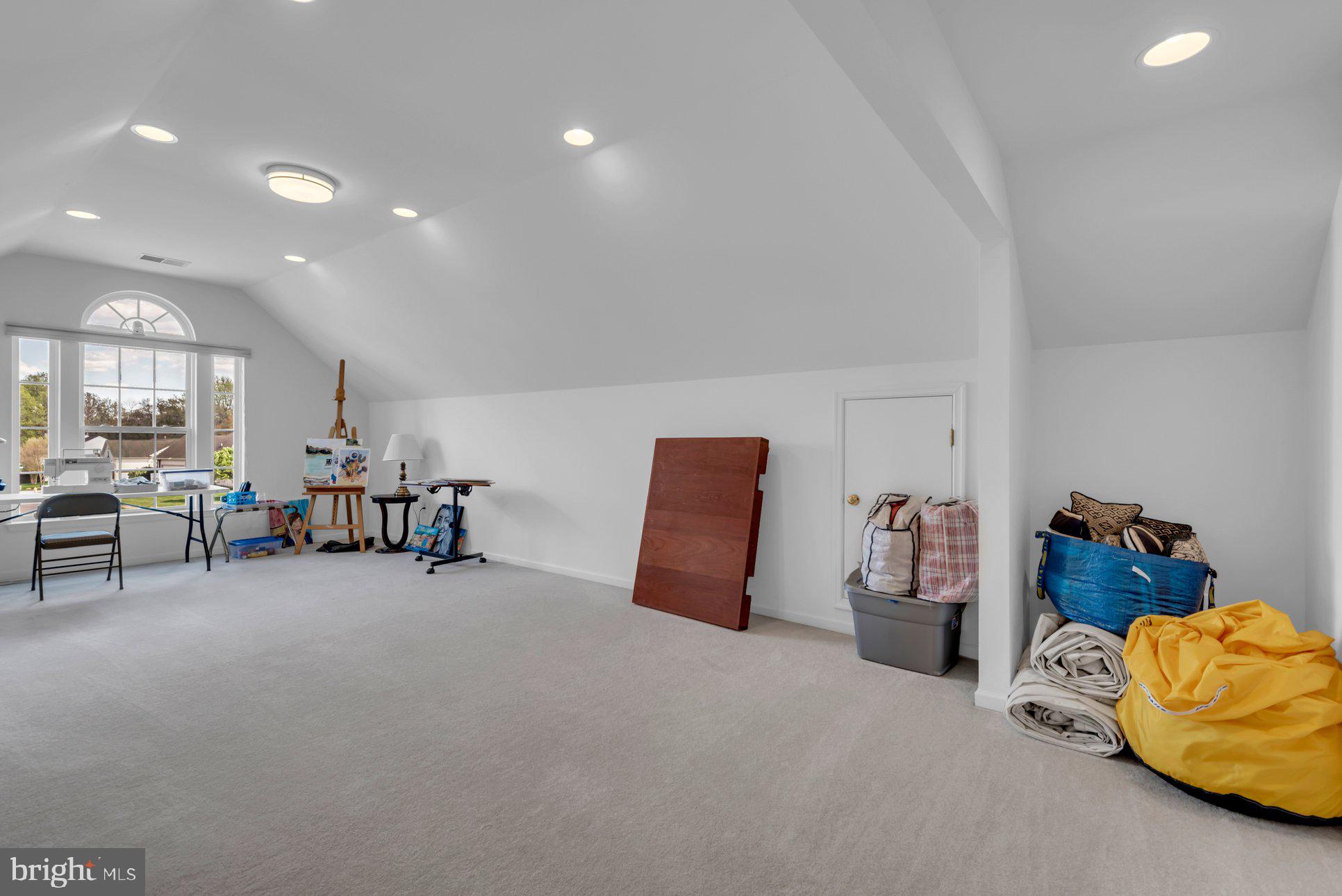 SEVERN CREST - Residential