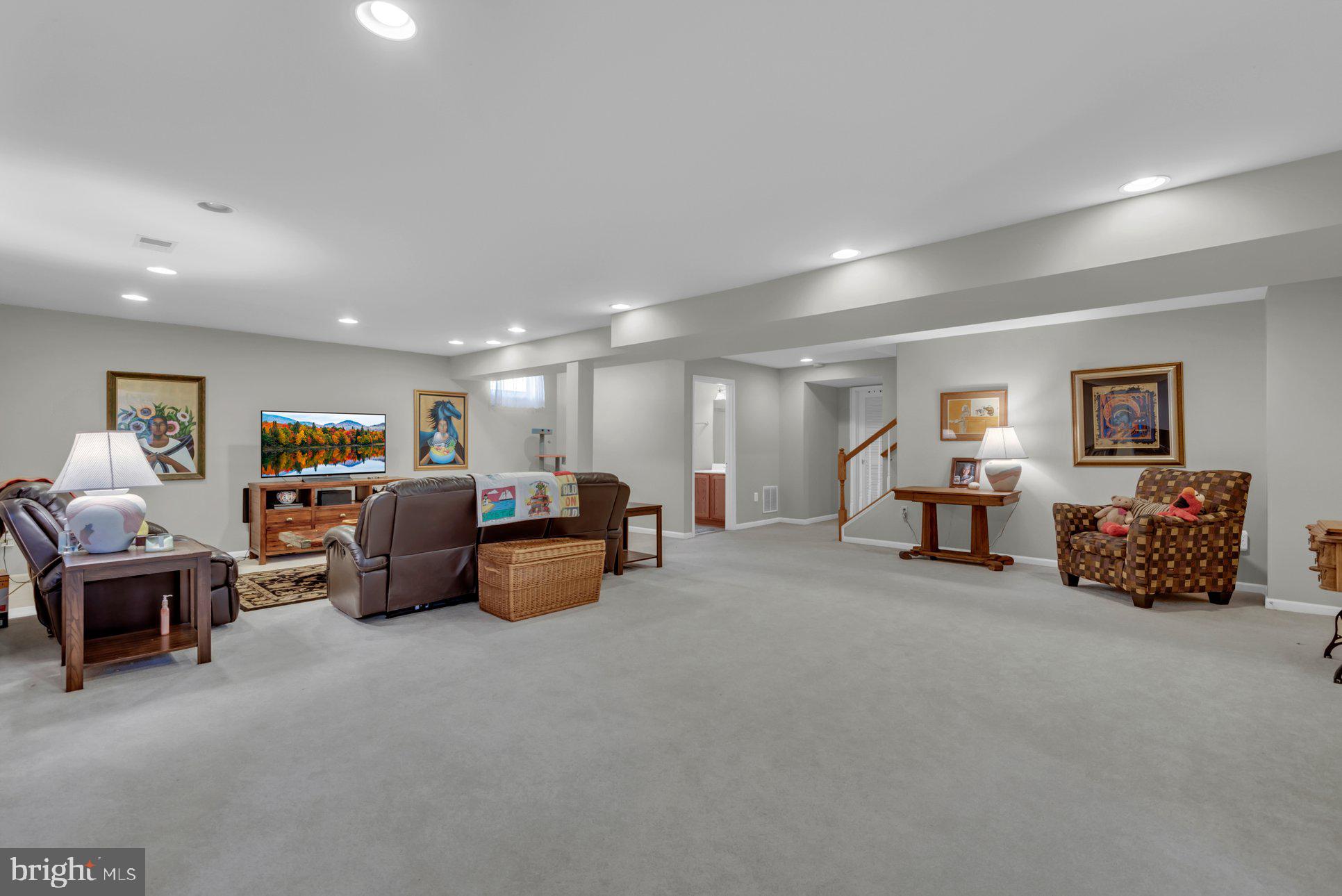 SEVERN CREST - Residential