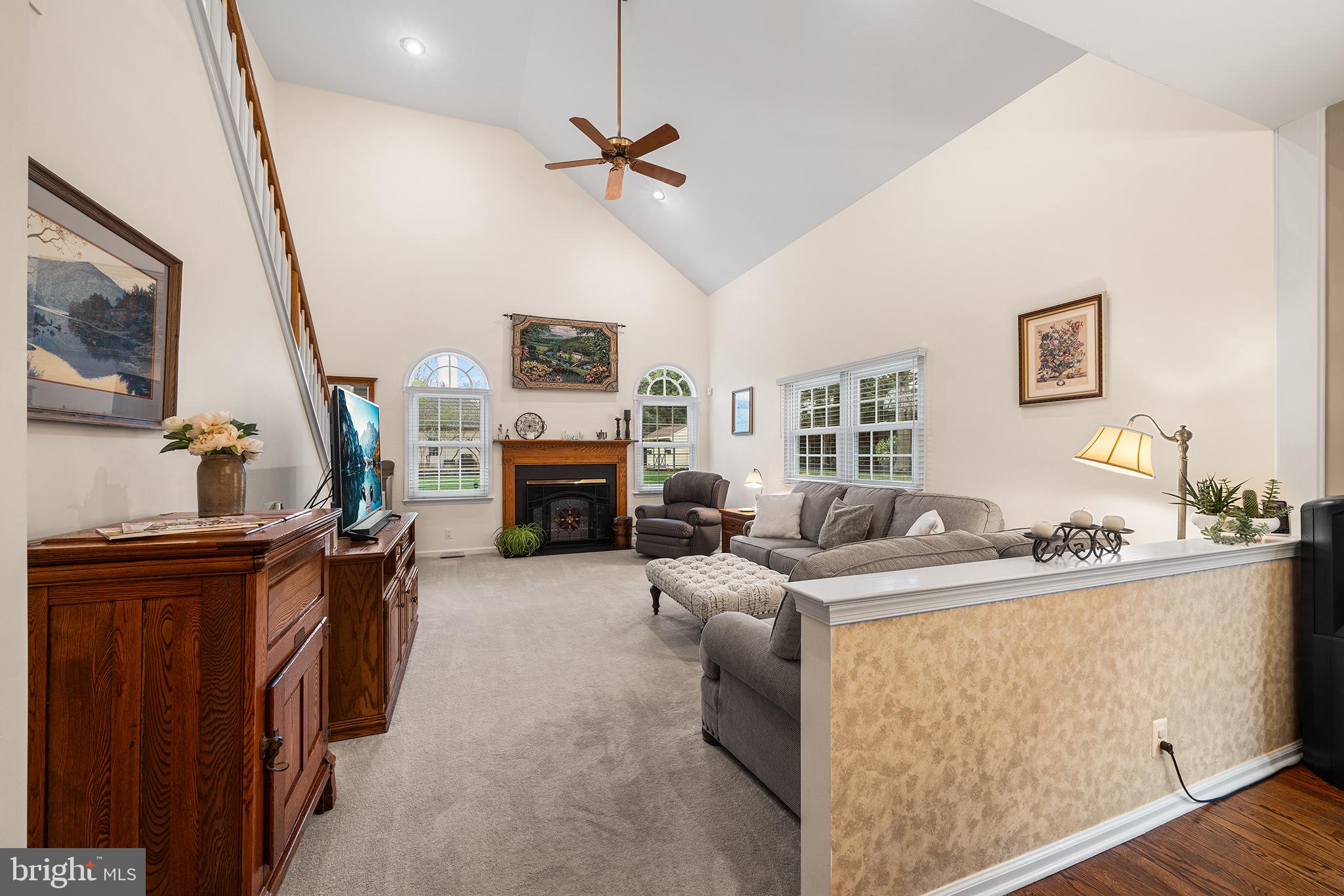 ARBOUR HILL - Residential