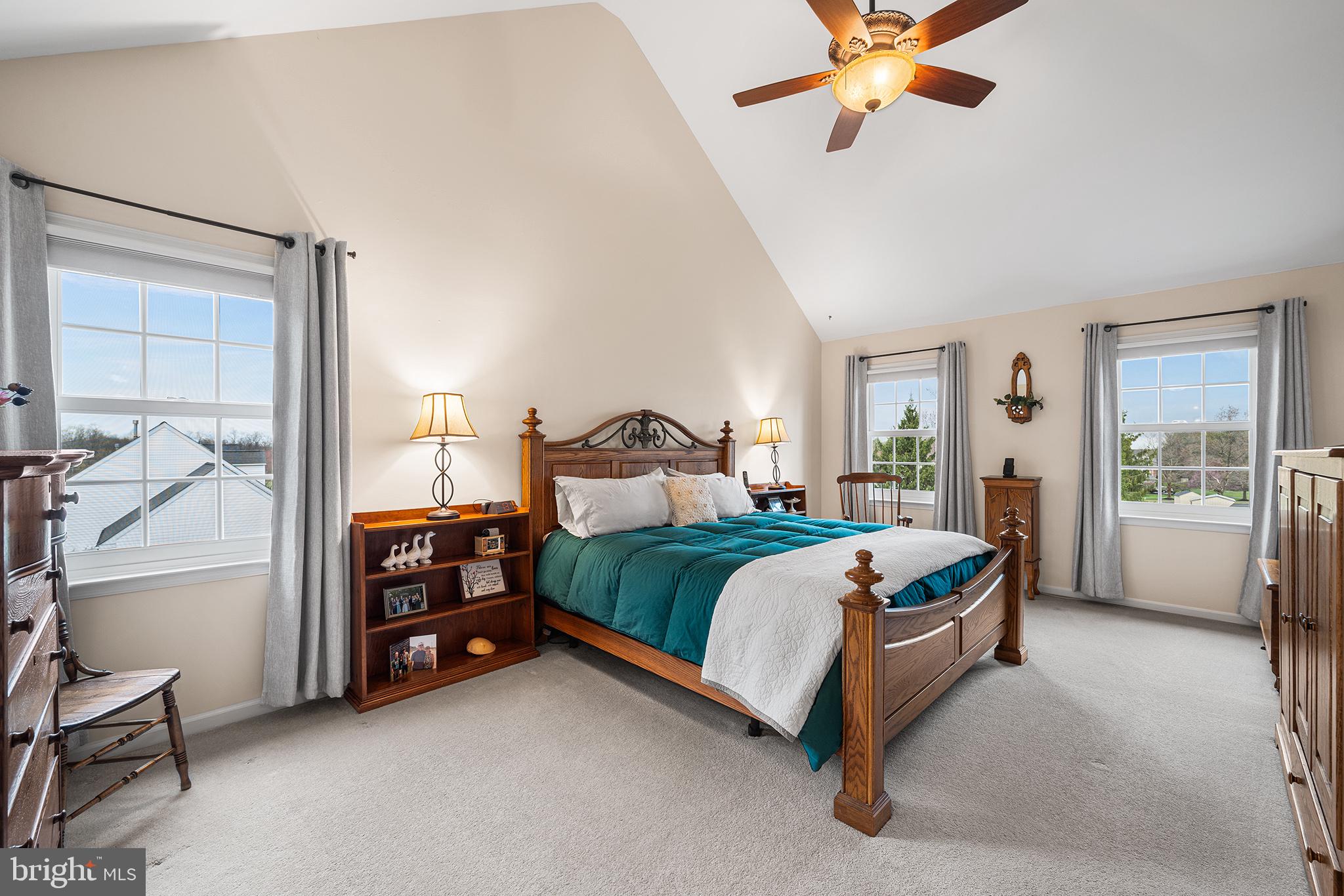 ARBOUR HILL - Residential