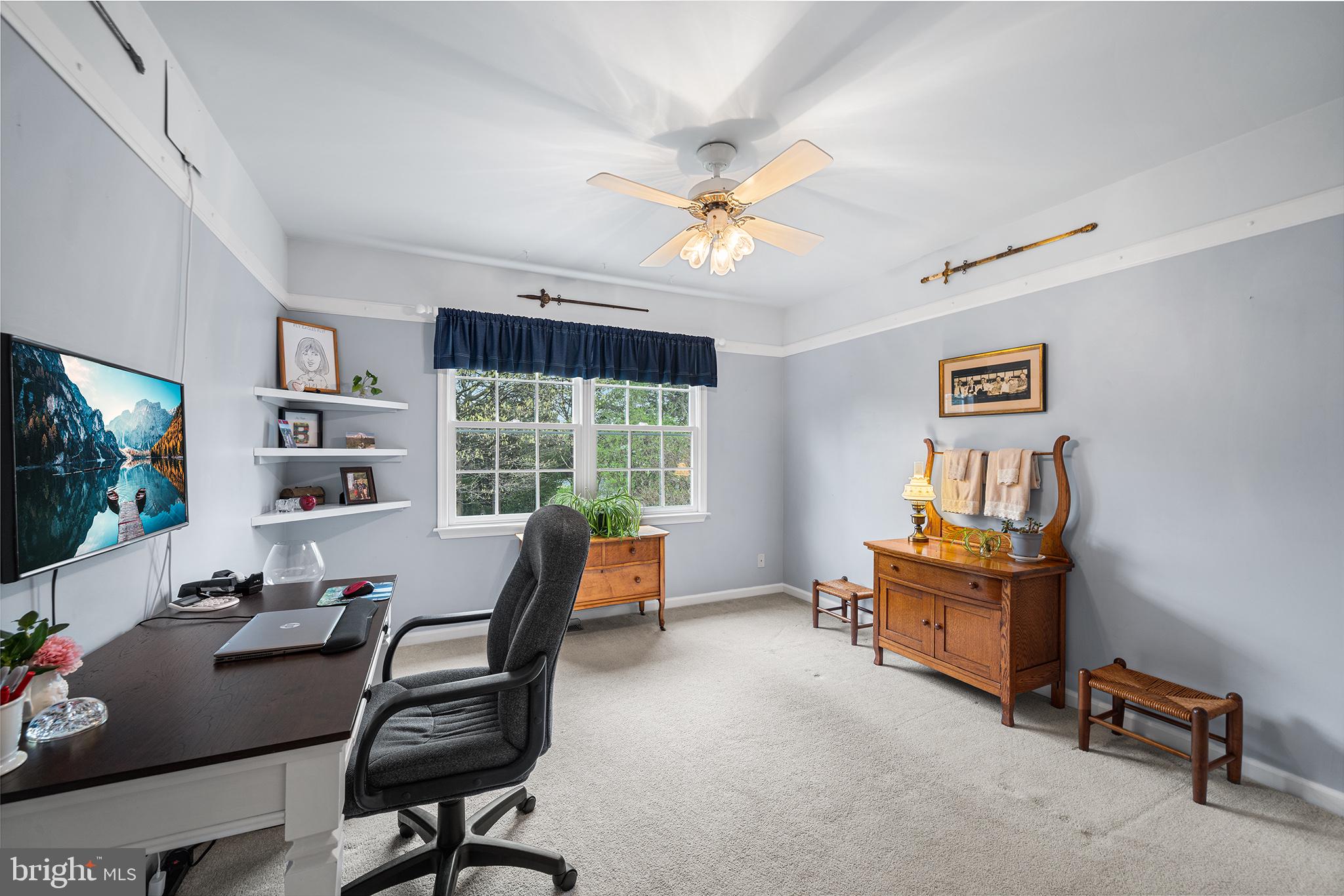 ARBOUR HILL - Residential