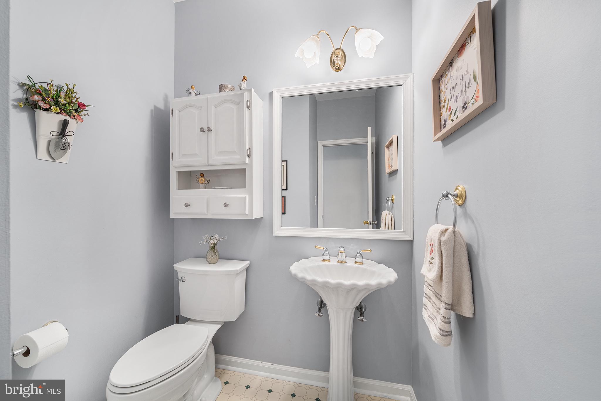 ARBOUR HILL - Residential